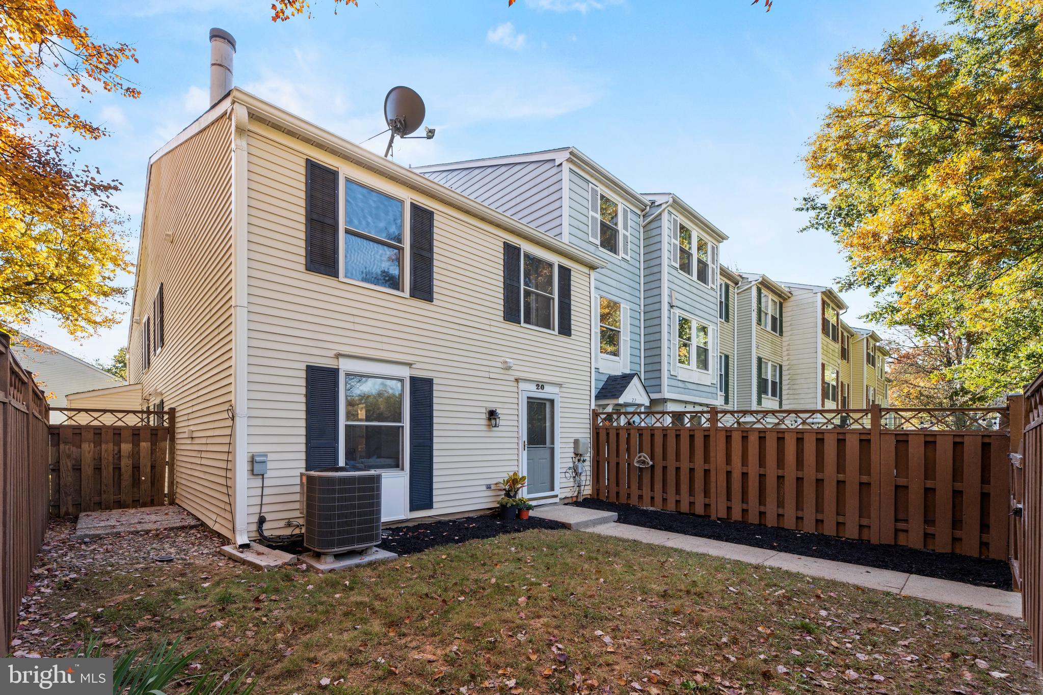 WATERS LANDING - Residential