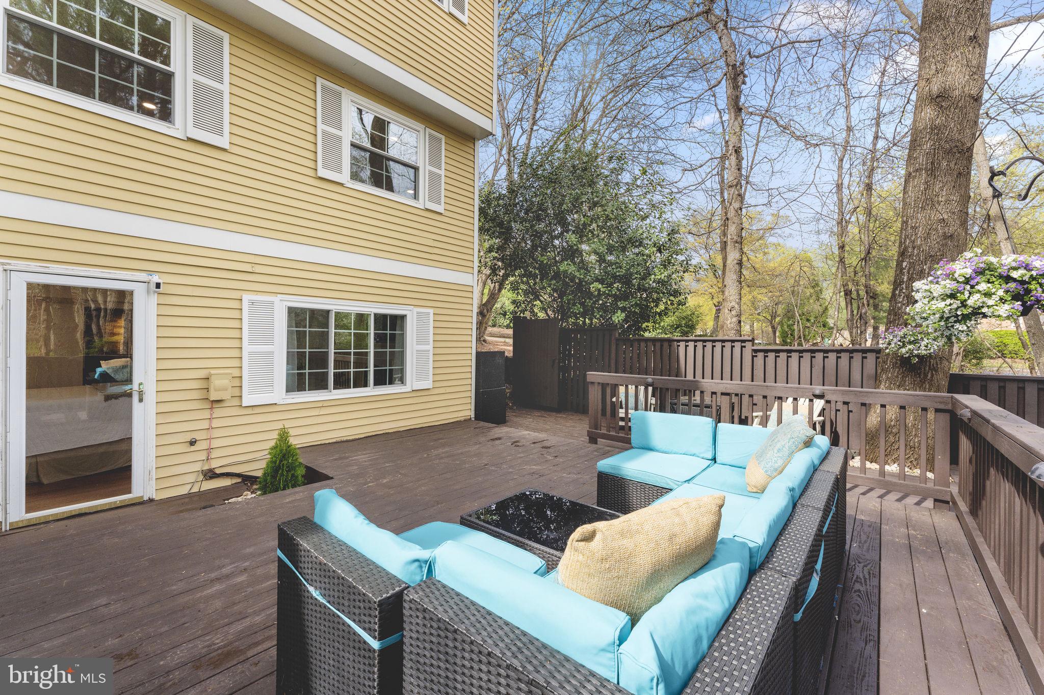 WHITNEY PARK - Residential