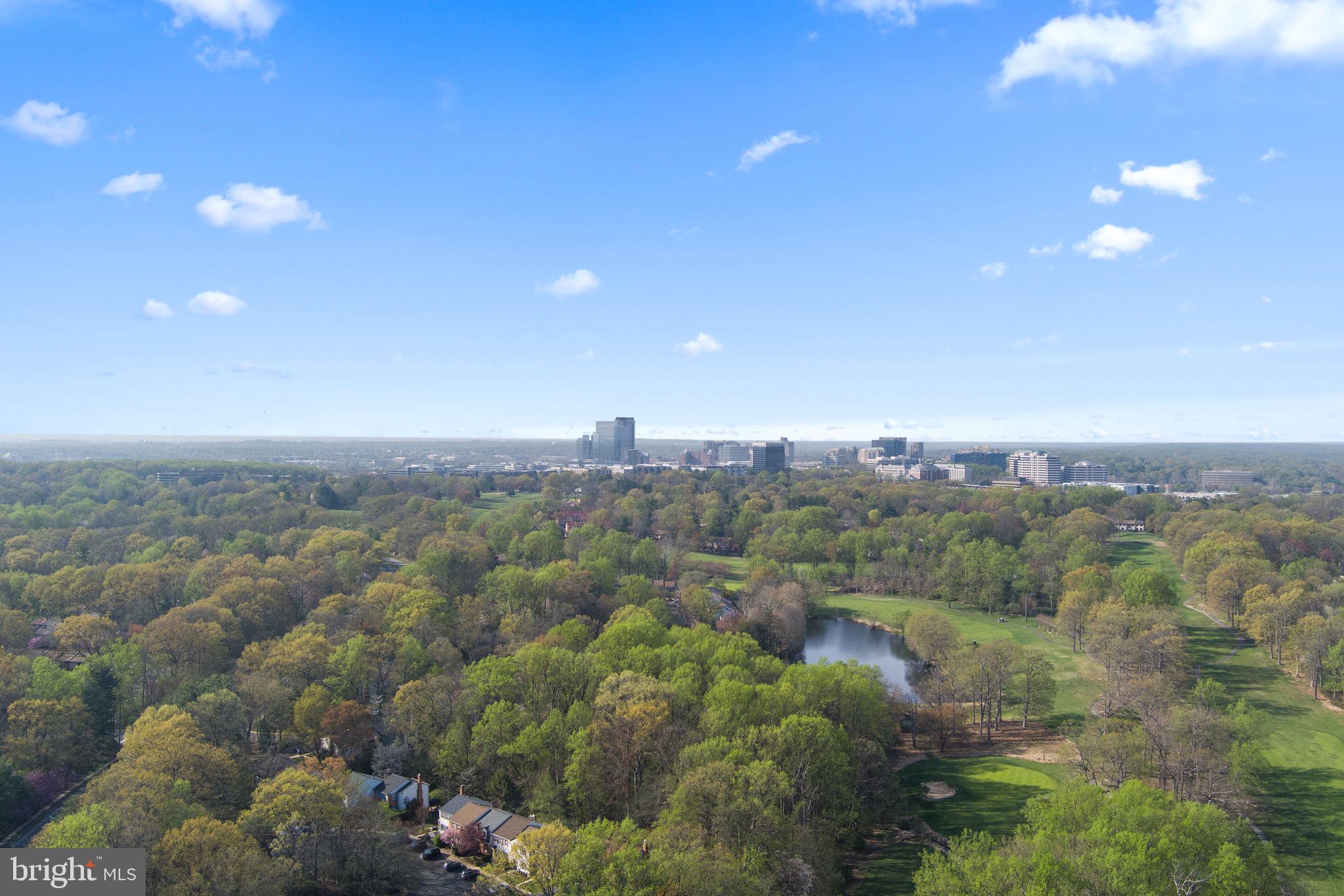 WHITNEY PARK - Residential