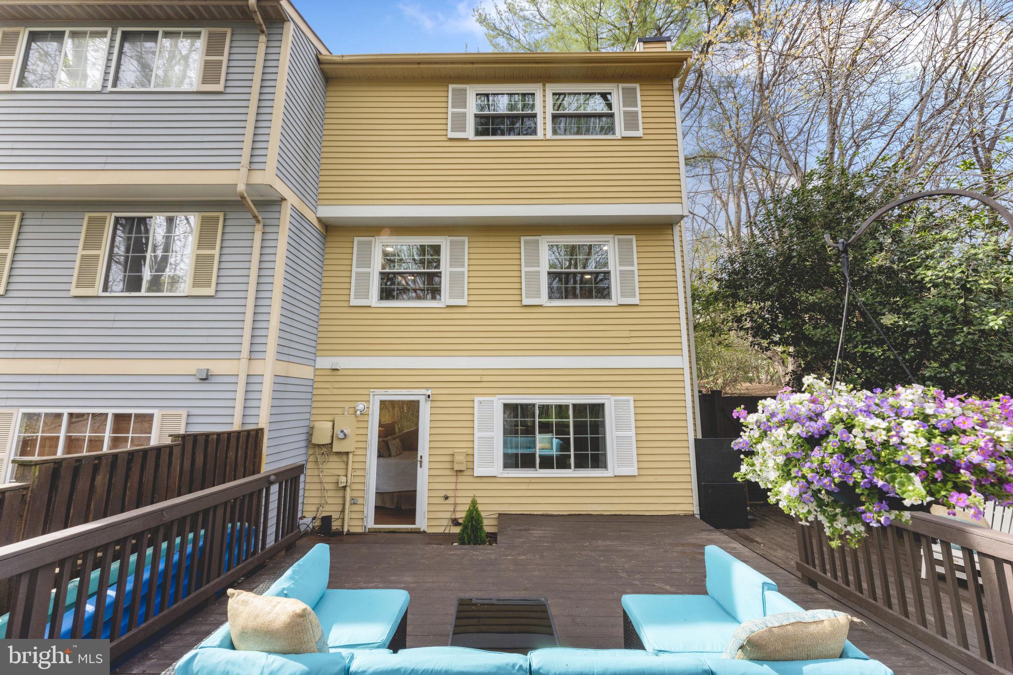 WHITNEY PARK - Residential