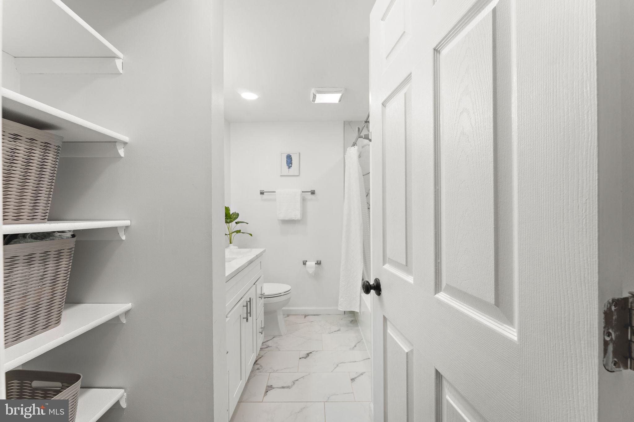 WHITNEY PARK - Residential