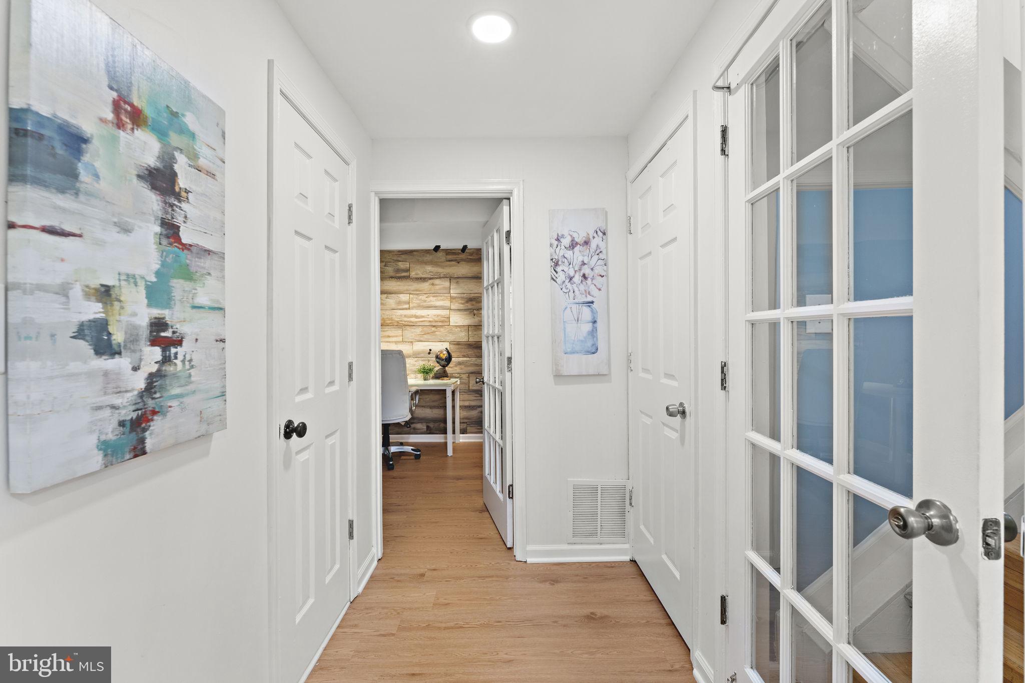 WHITNEY PARK - Residential