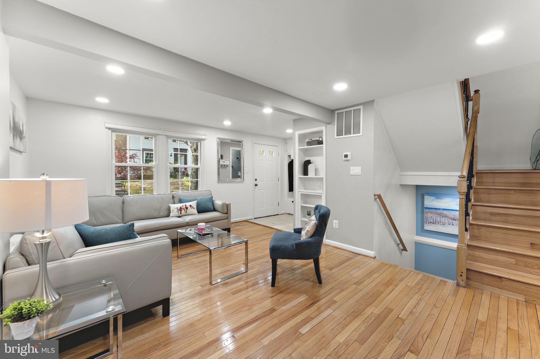 WHITNEY PARK - Residential