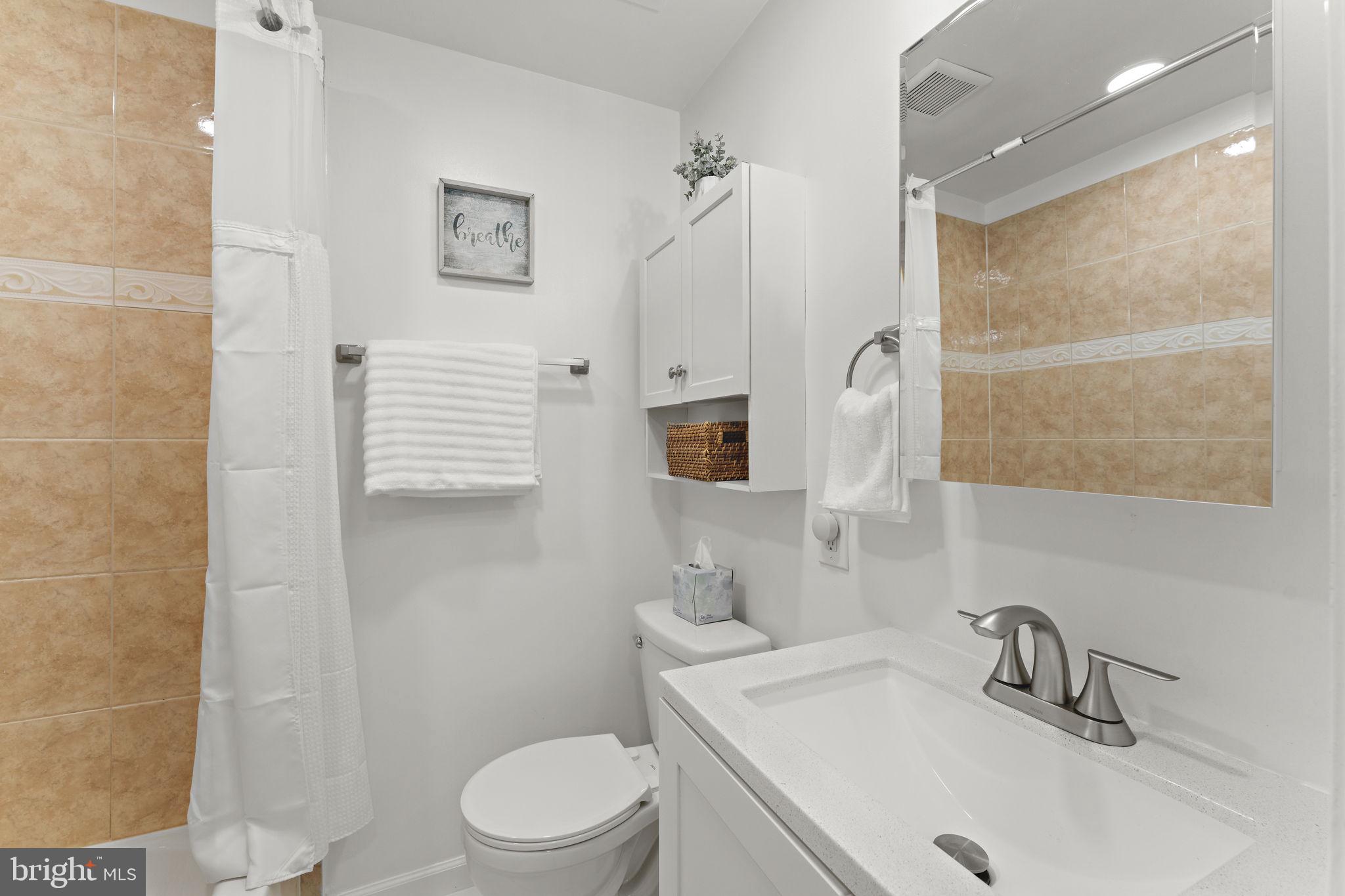 WHITNEY PARK - Residential