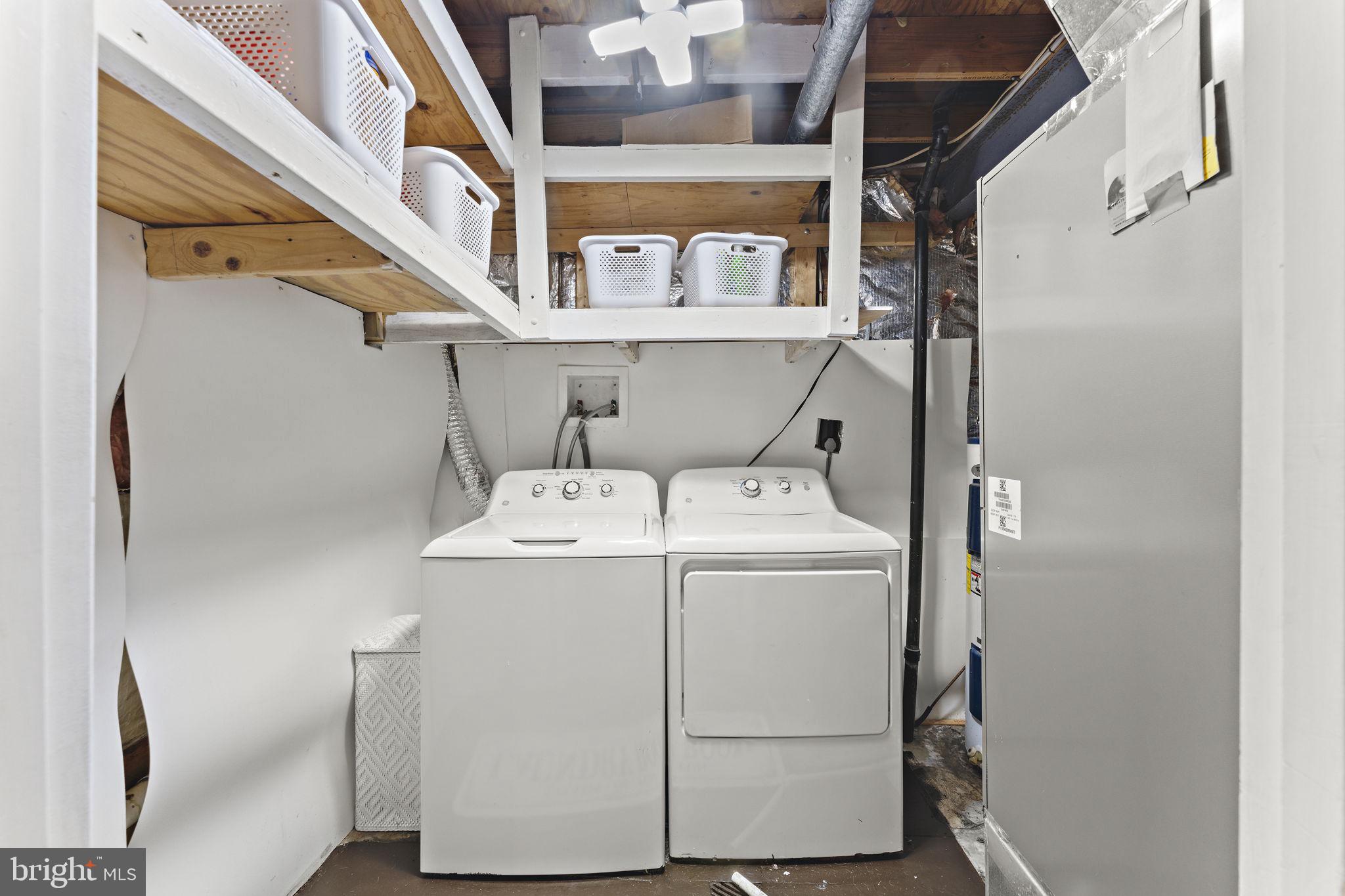 WHITNEY PARK - Residential