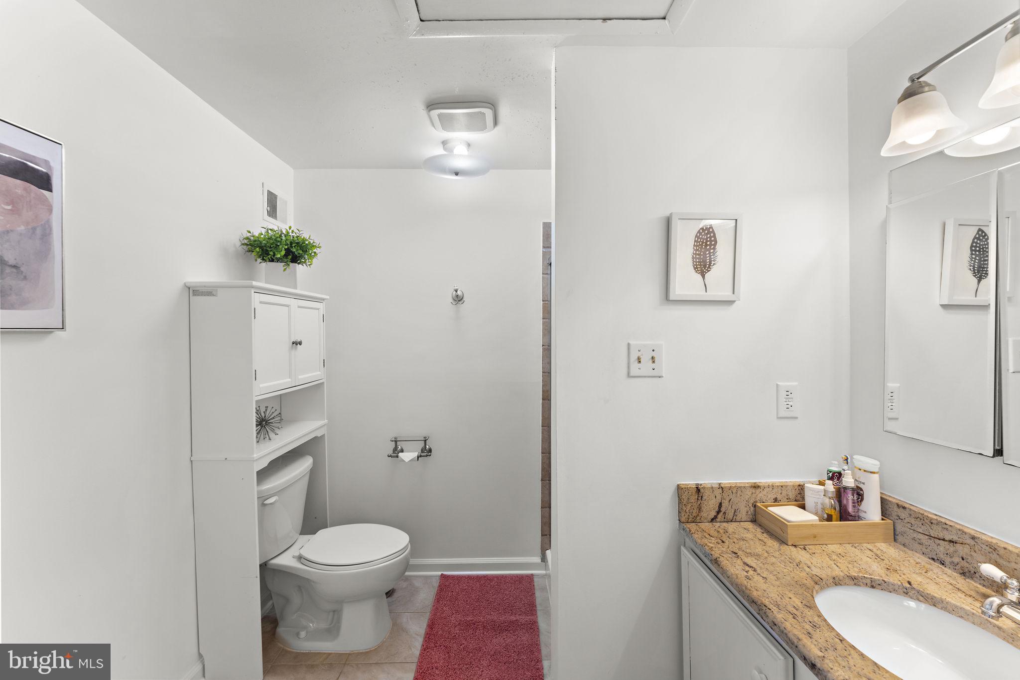 WHITNEY PARK - Residential