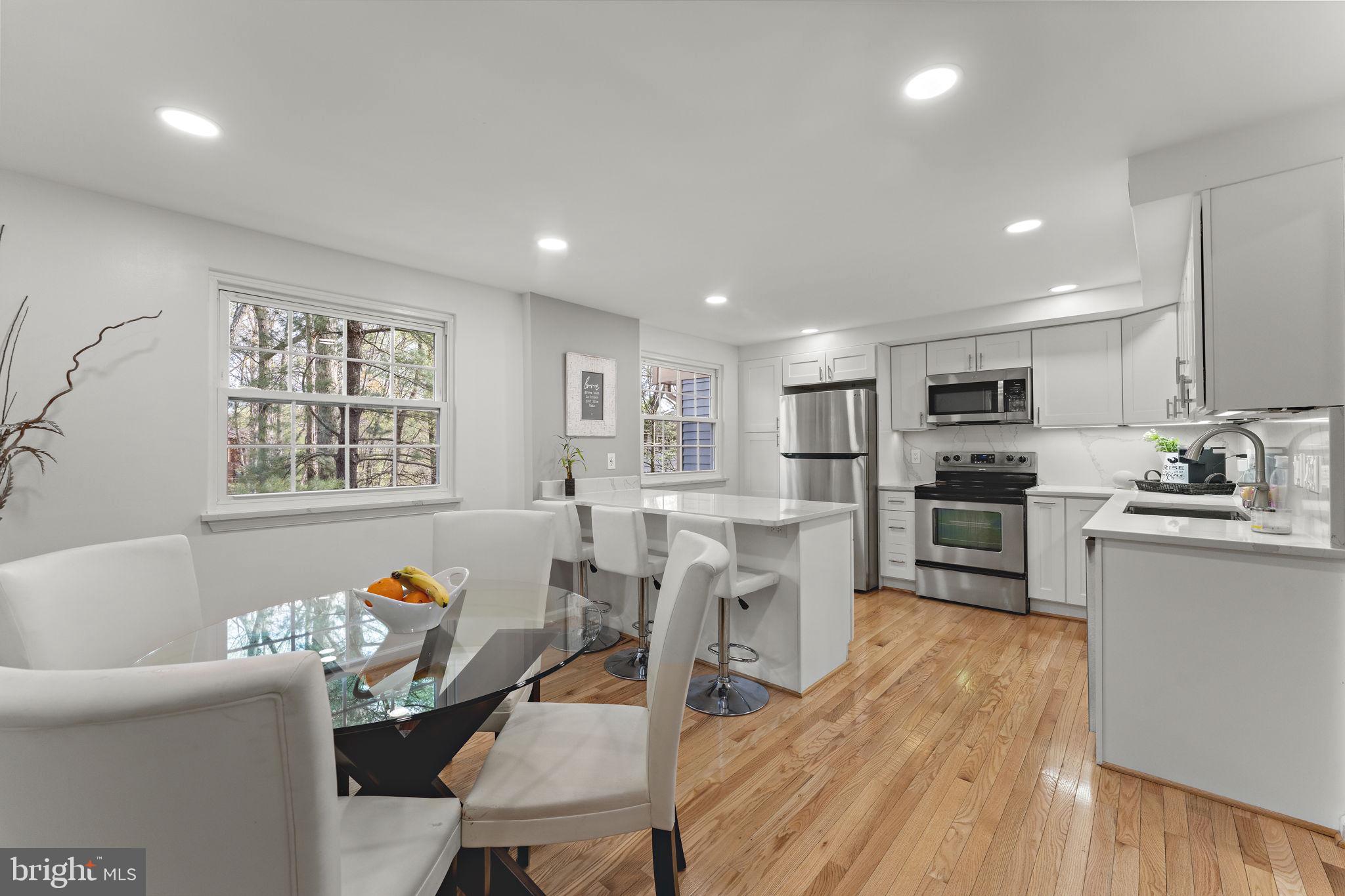 WHITNEY PARK - Residential