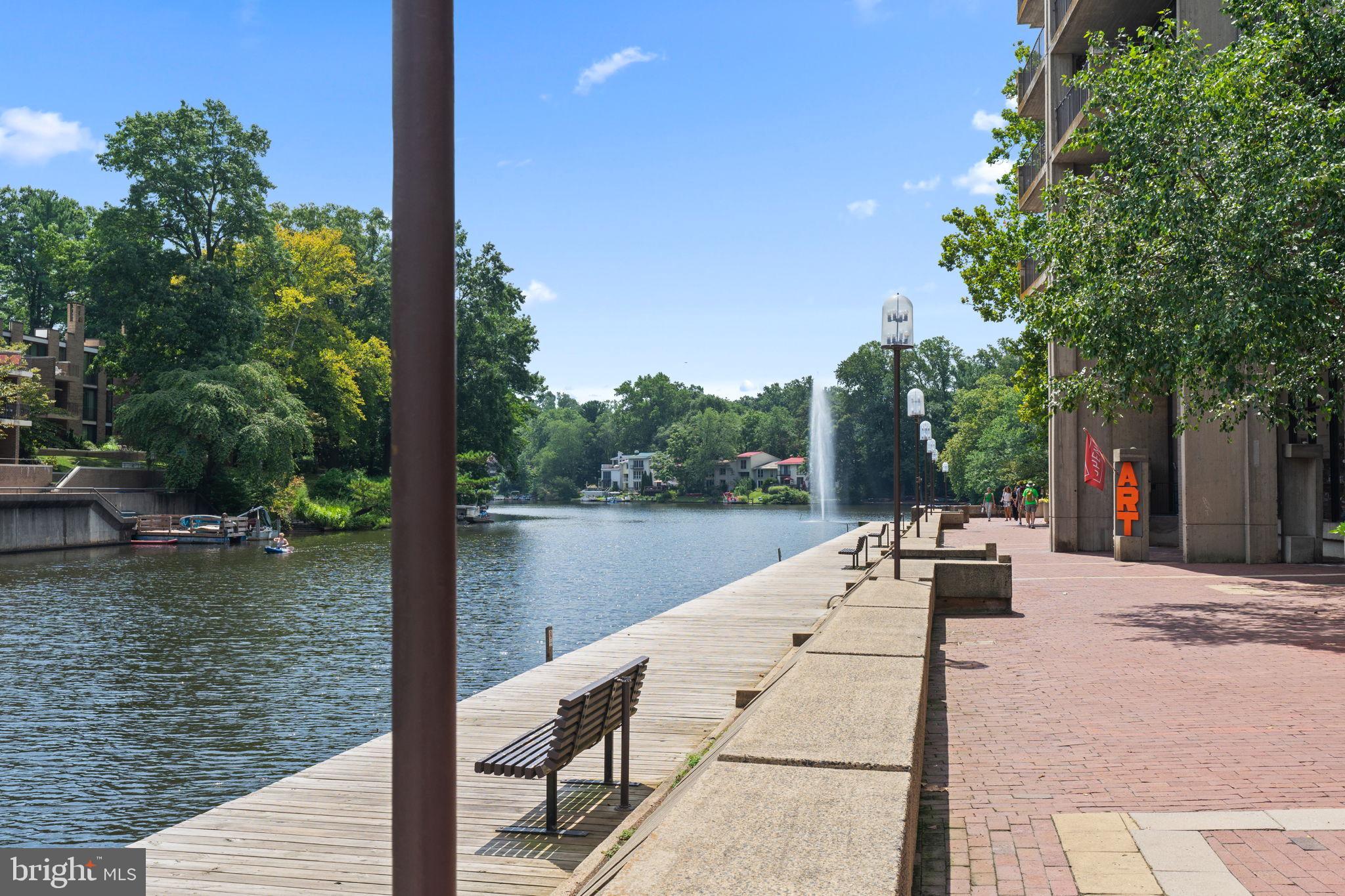 WHITNEY PARK - Residential