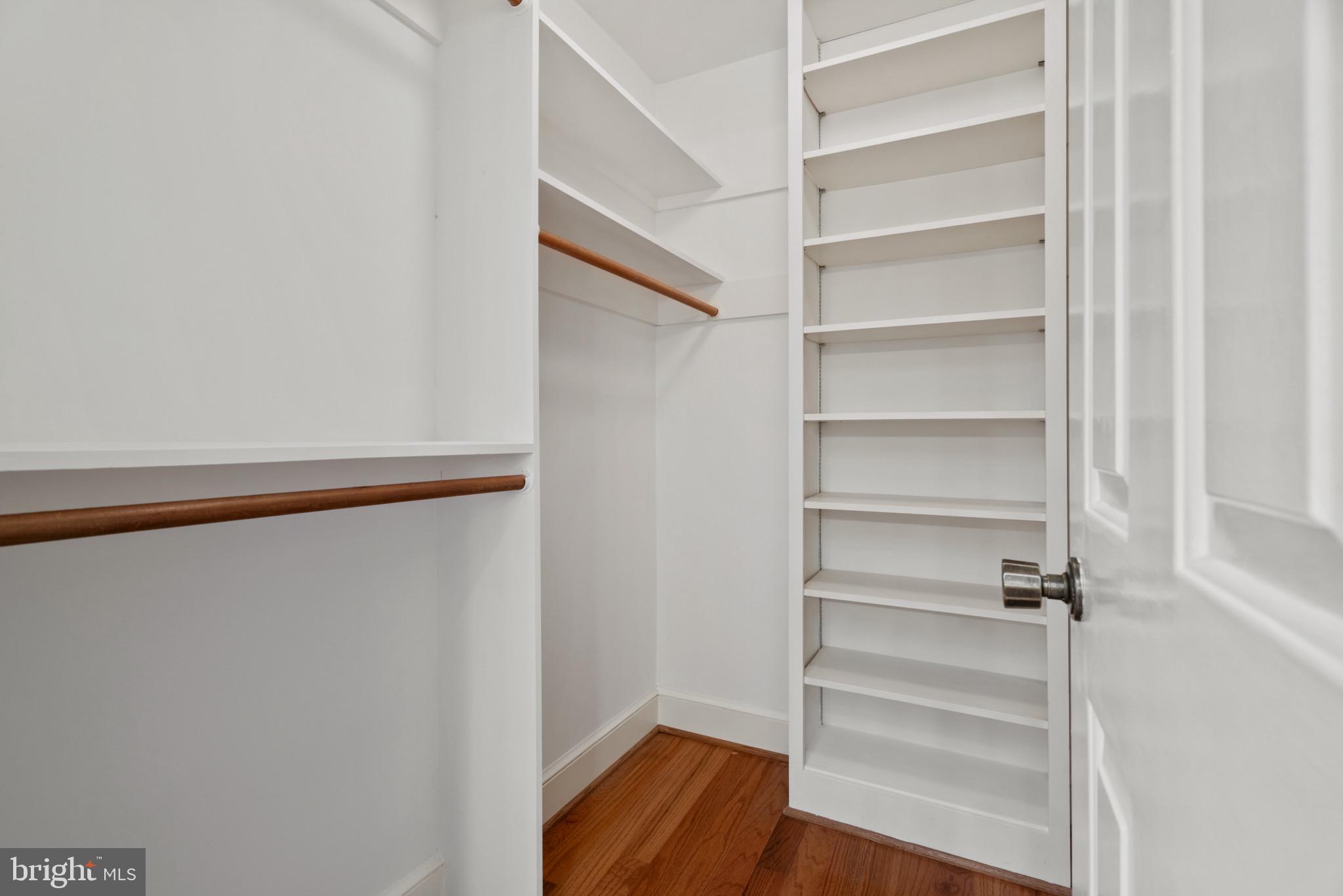 NORBECK KNOLLS - Residential