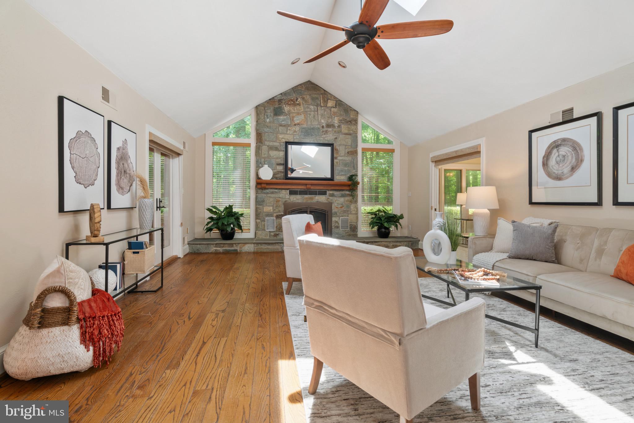 NORBECK KNOLLS - Residential