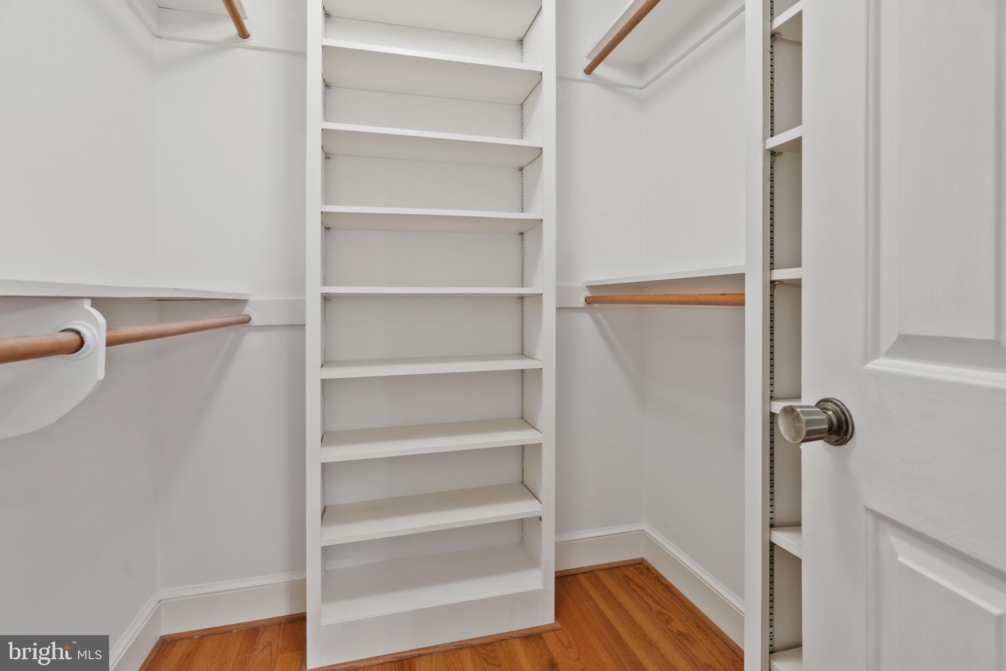 NORBECK KNOLLS - Residential