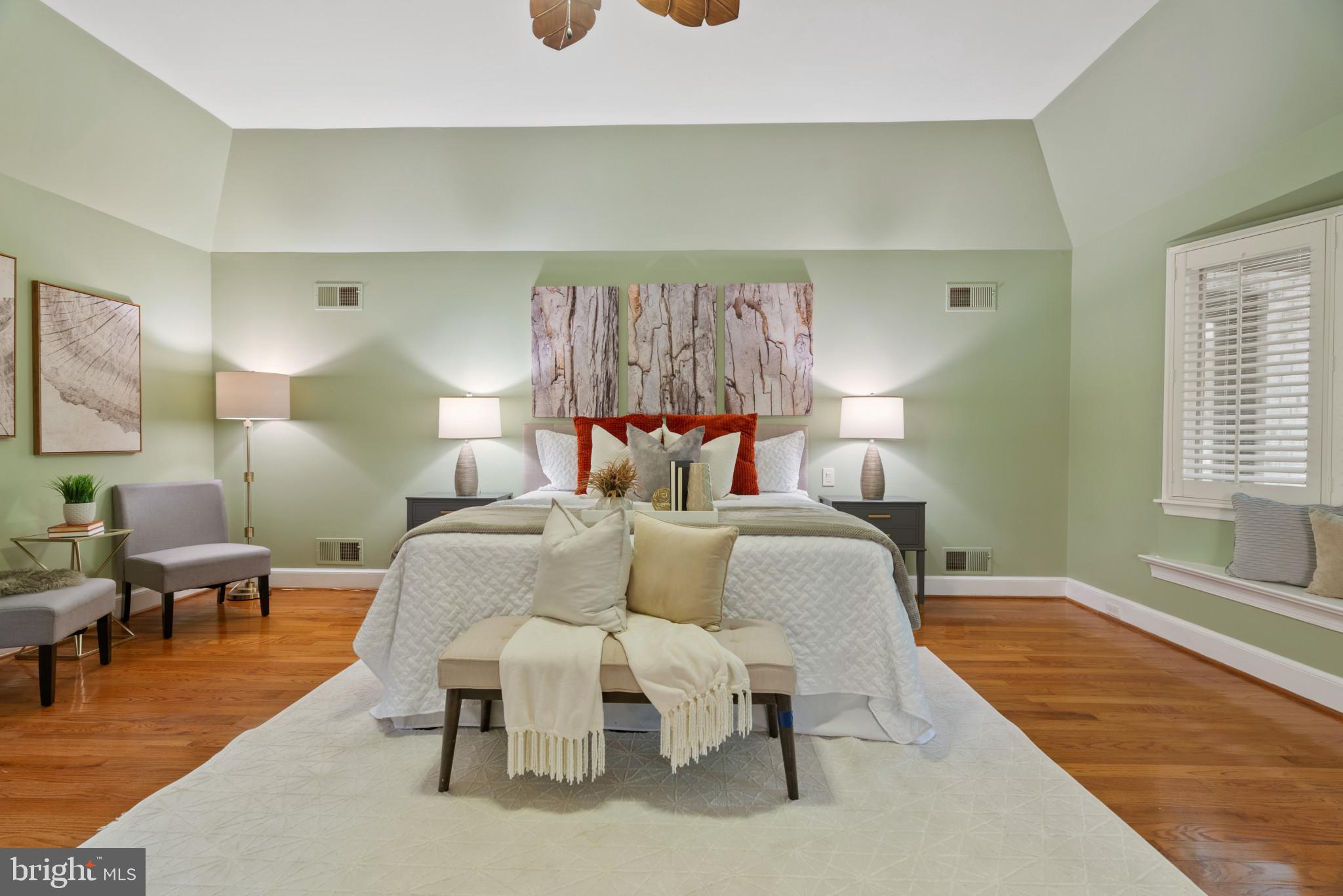 NORBECK KNOLLS - Residential