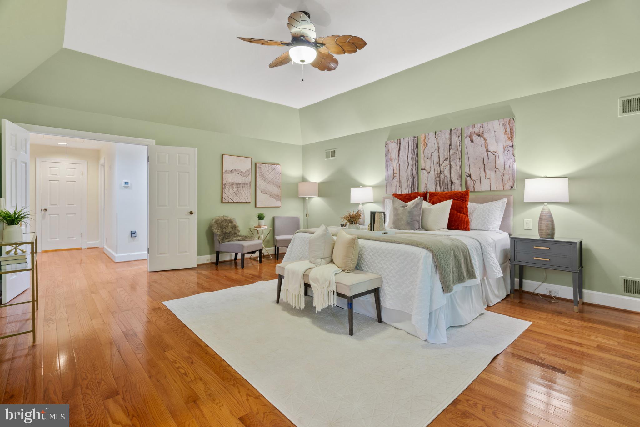 NORBECK KNOLLS - Residential