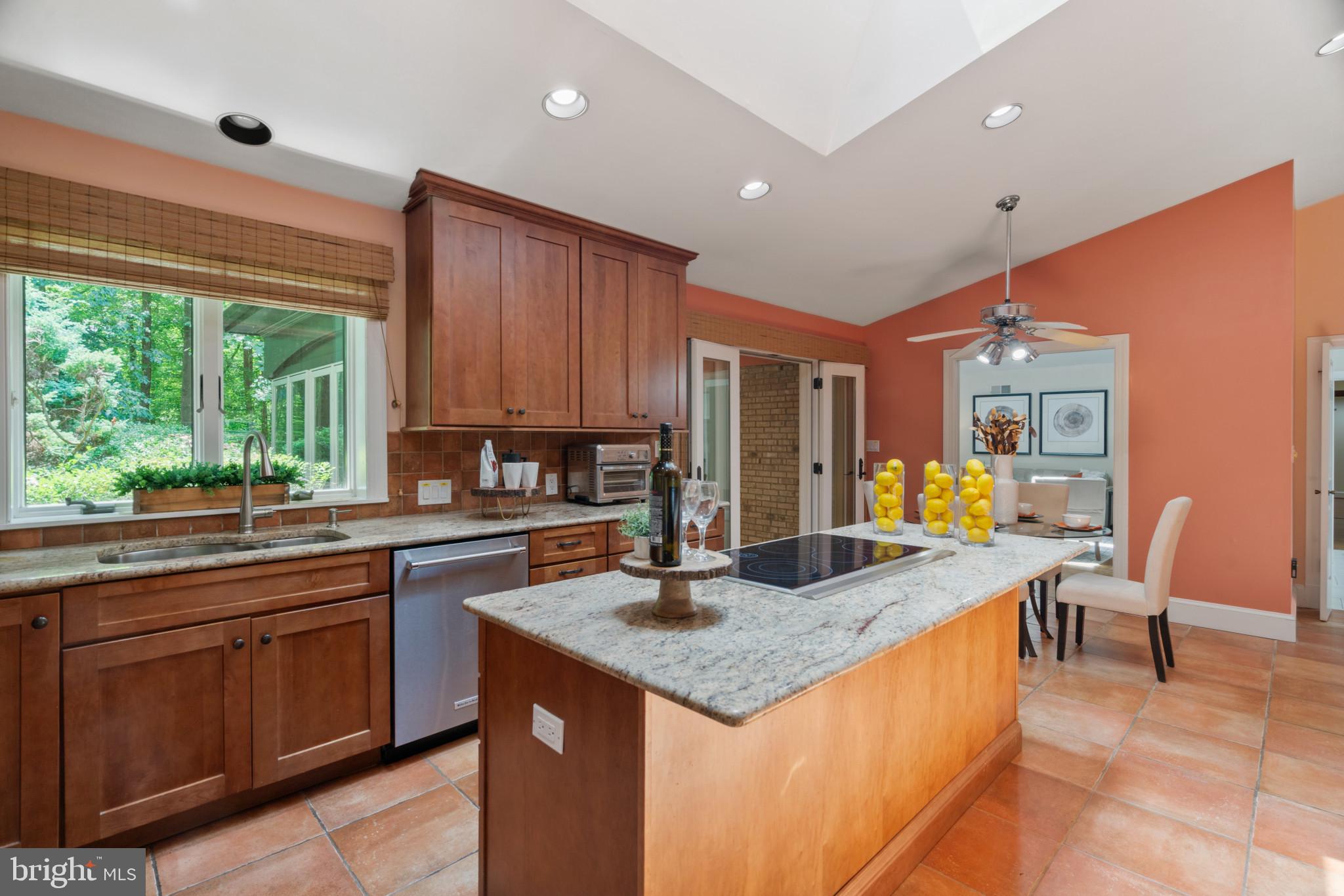 NORBECK KNOLLS - Residential