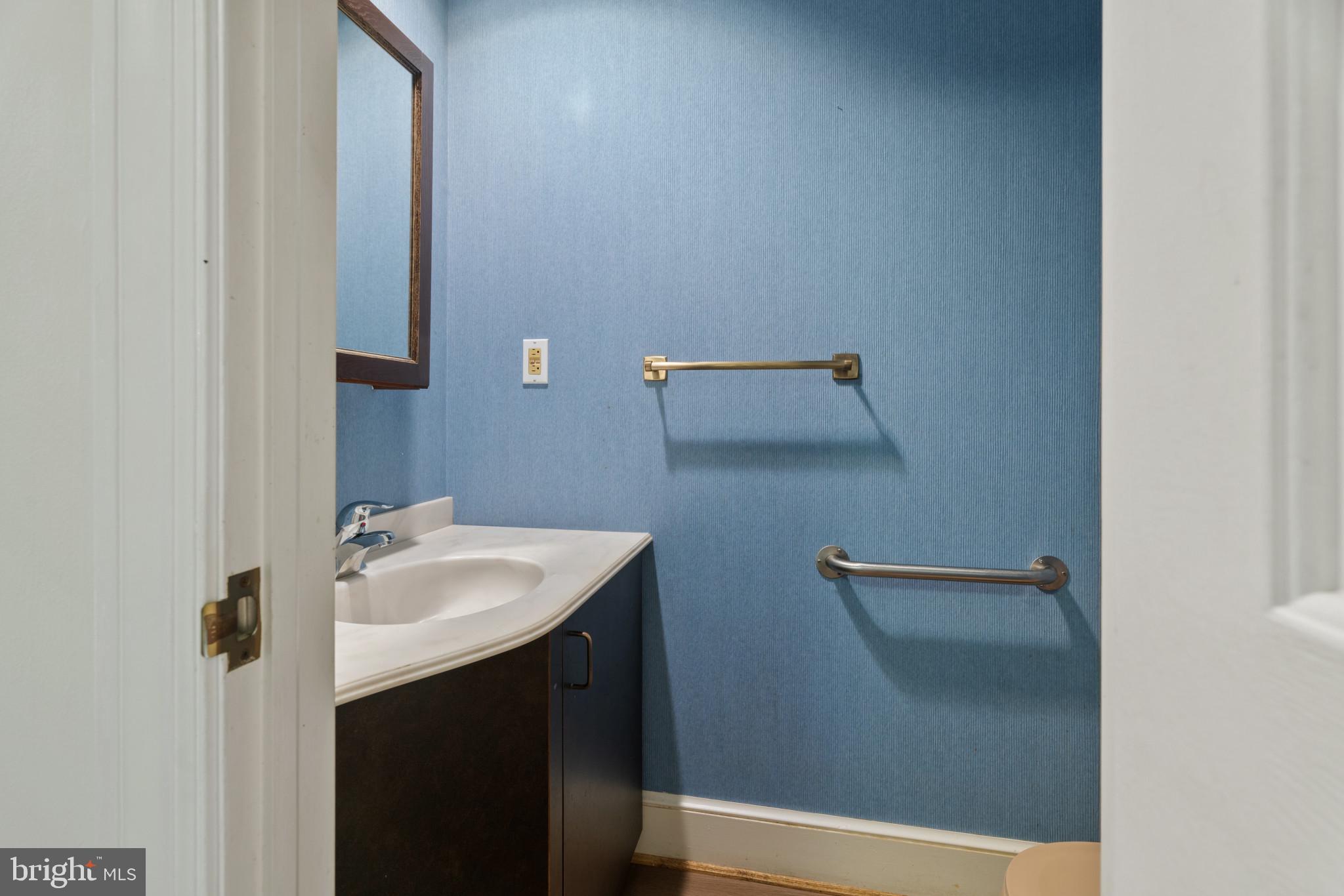 NORBECK KNOLLS - Residential