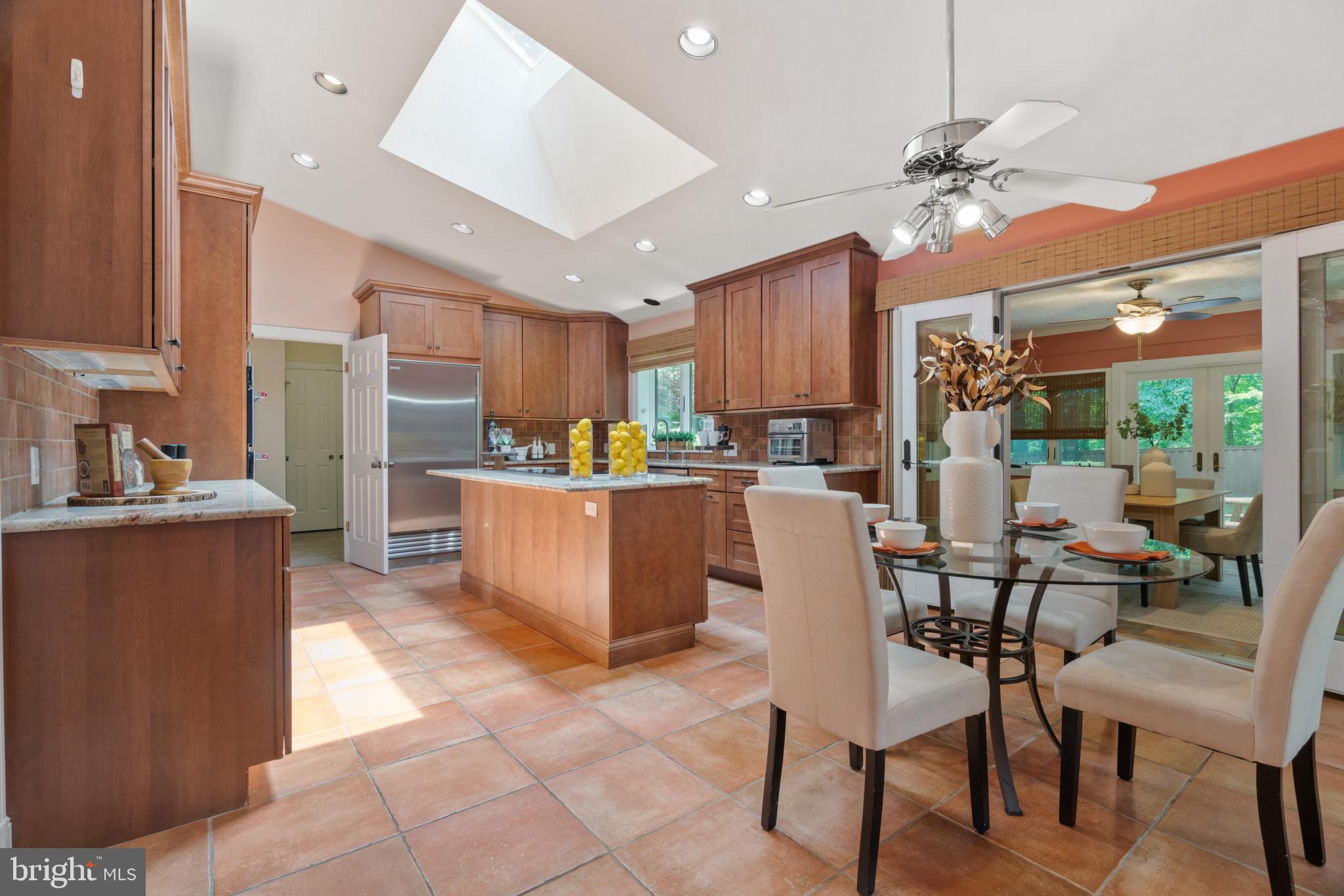 NORBECK KNOLLS - Residential