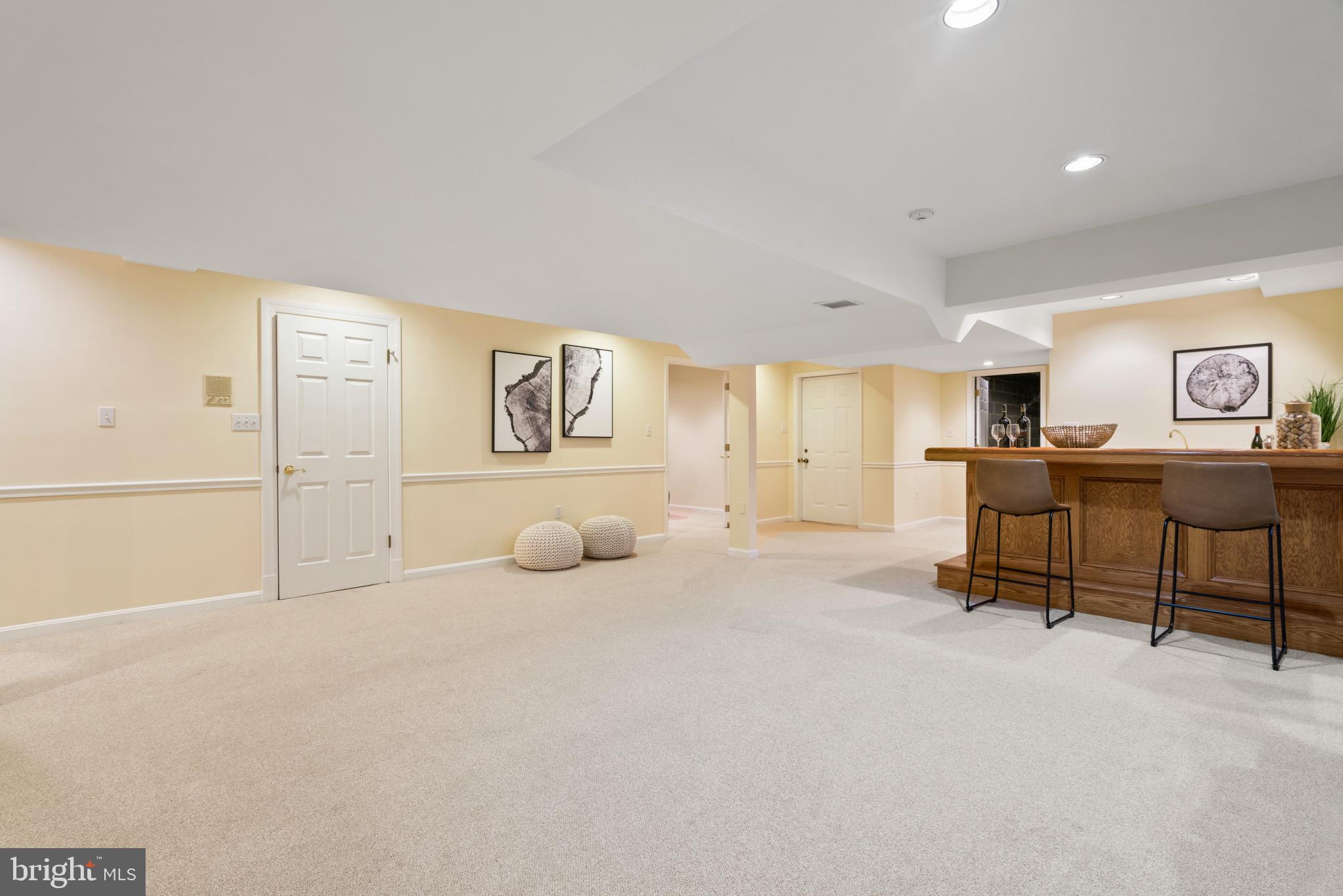 NORBECK KNOLLS - Residential