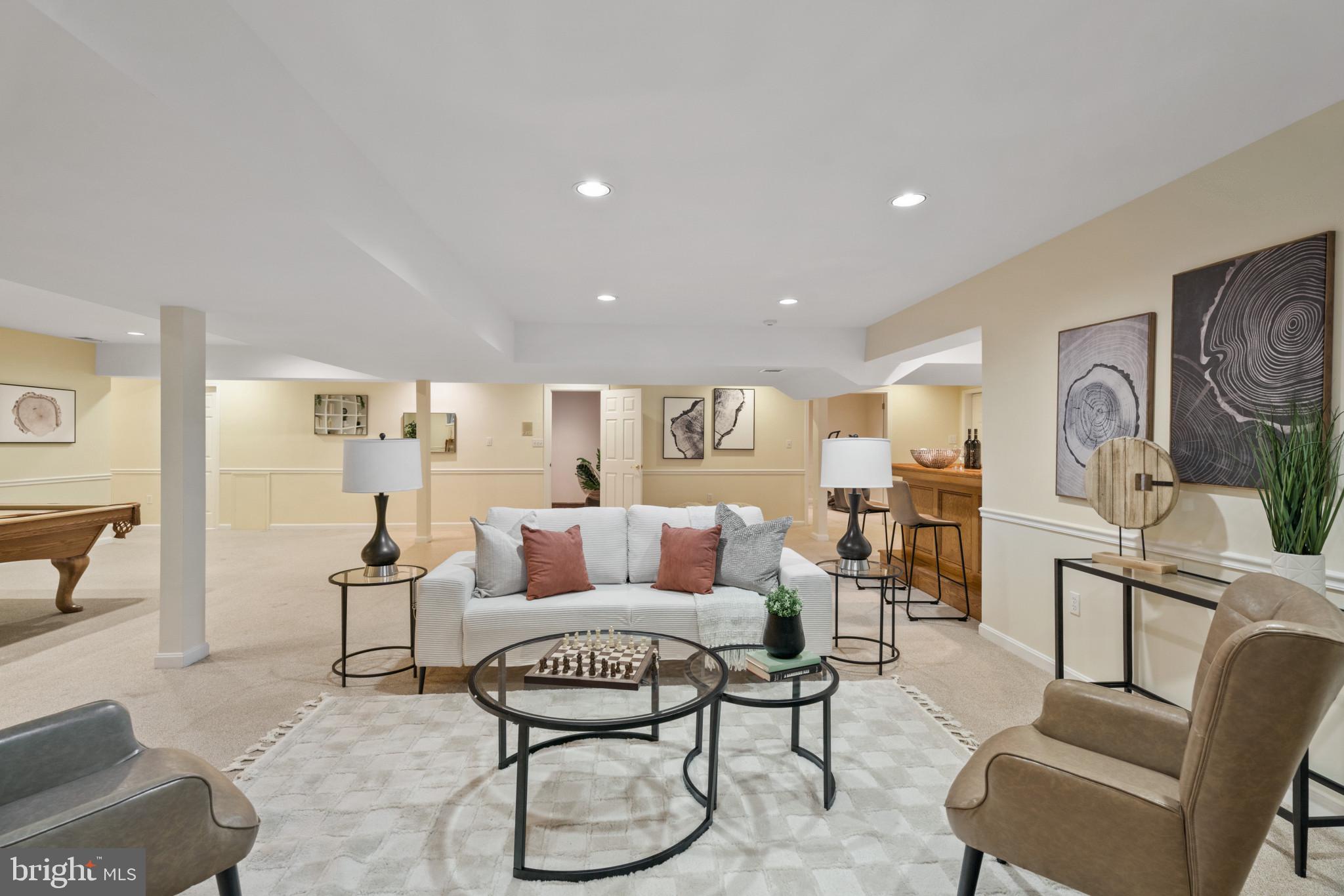 NORBECK KNOLLS - Residential