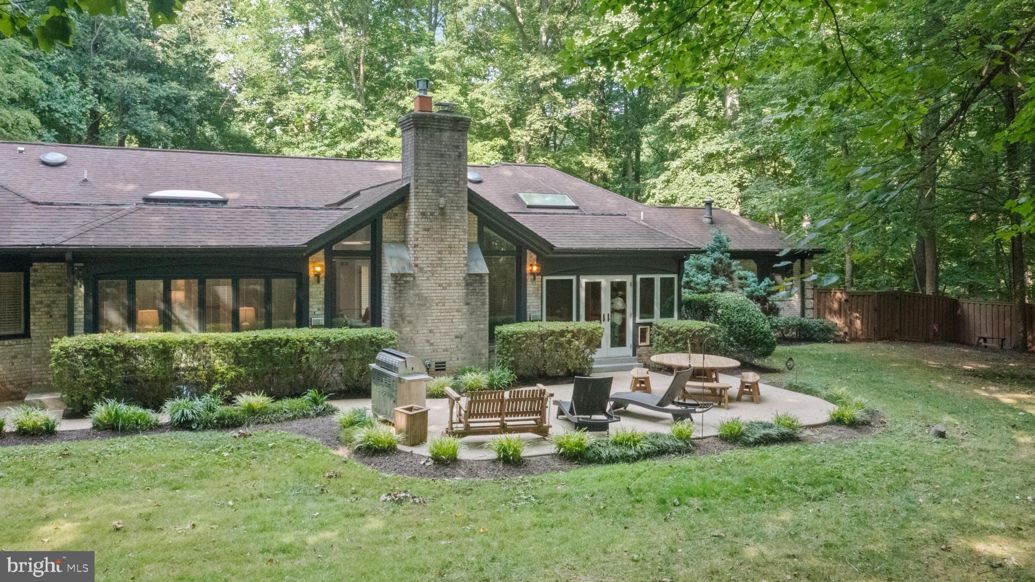 NORBECK KNOLLS - Residential