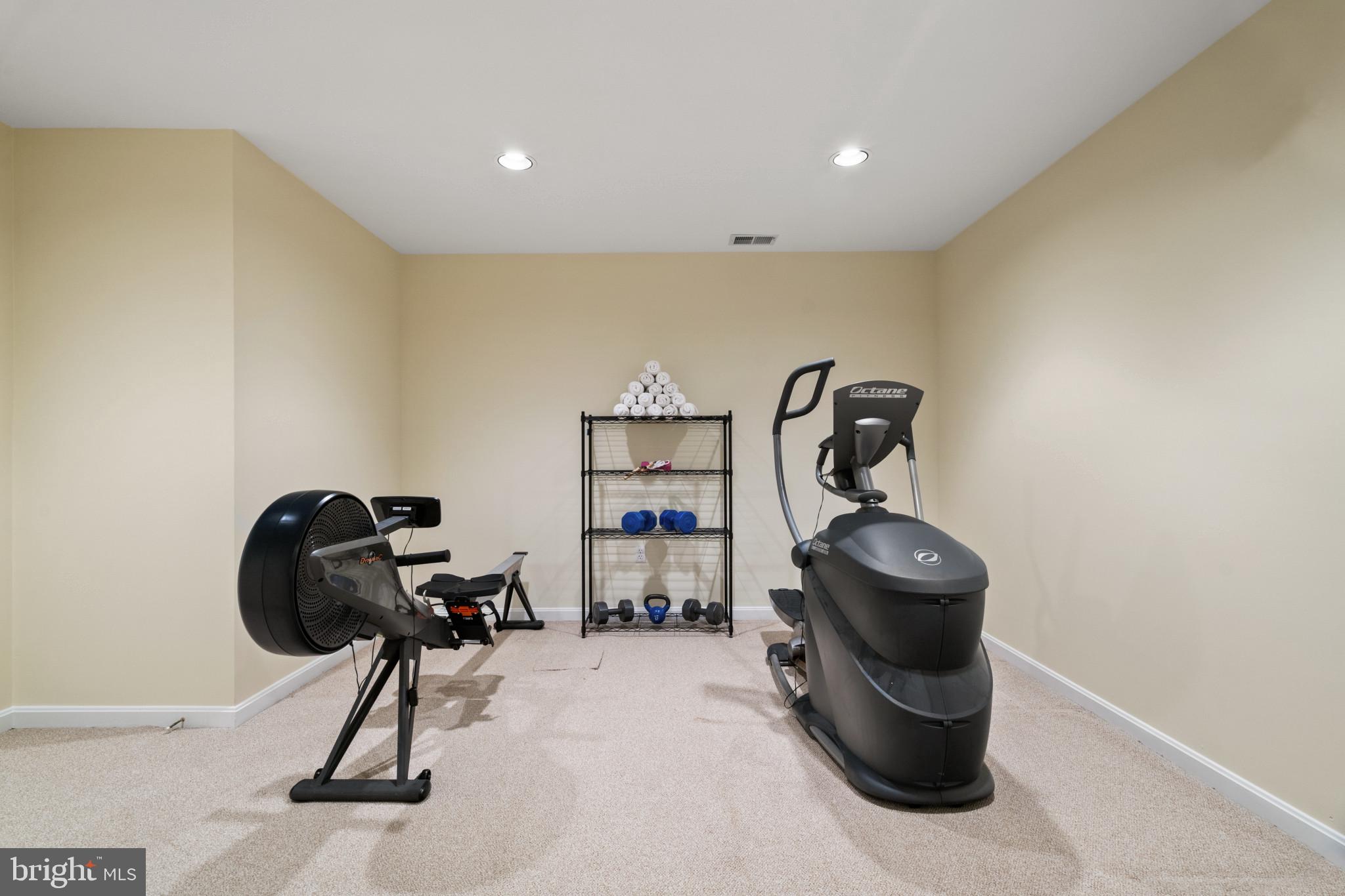 NORBECK KNOLLS - Residential