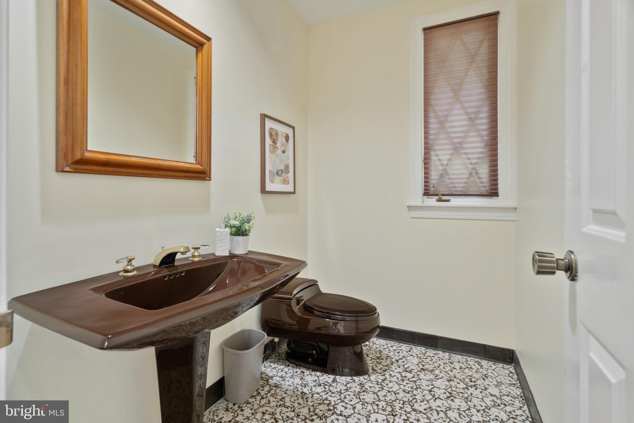 NORBECK KNOLLS - Residential