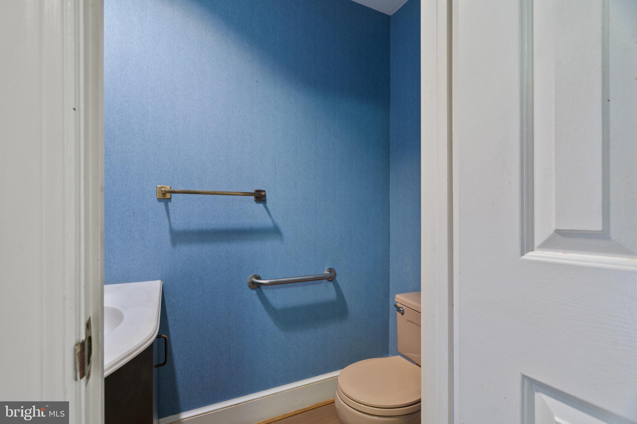 NORBECK KNOLLS - Residential