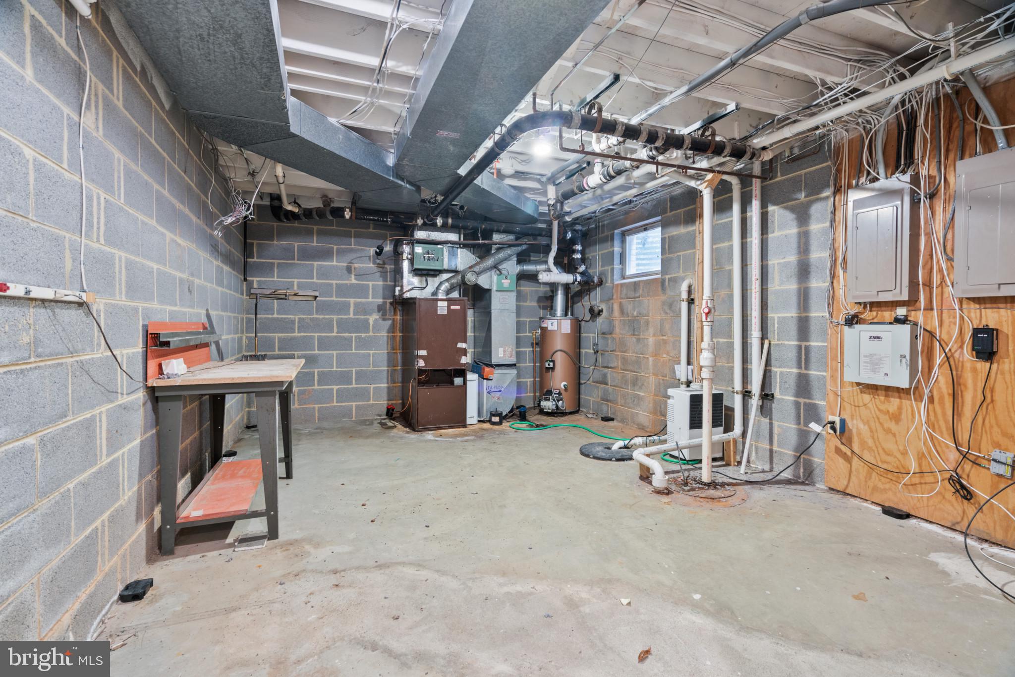 NORBECK KNOLLS - Residential