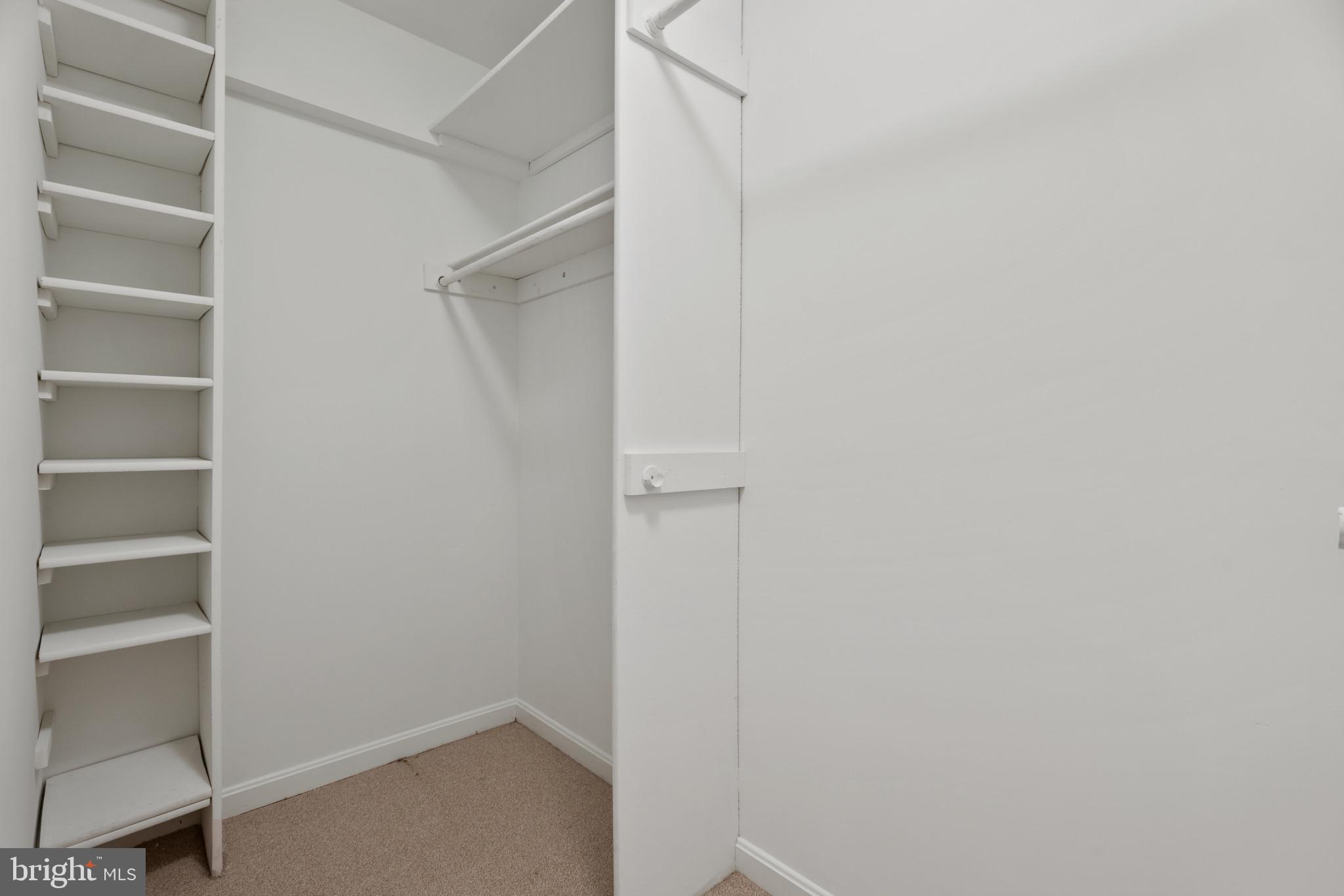 NORBECK KNOLLS - Residential