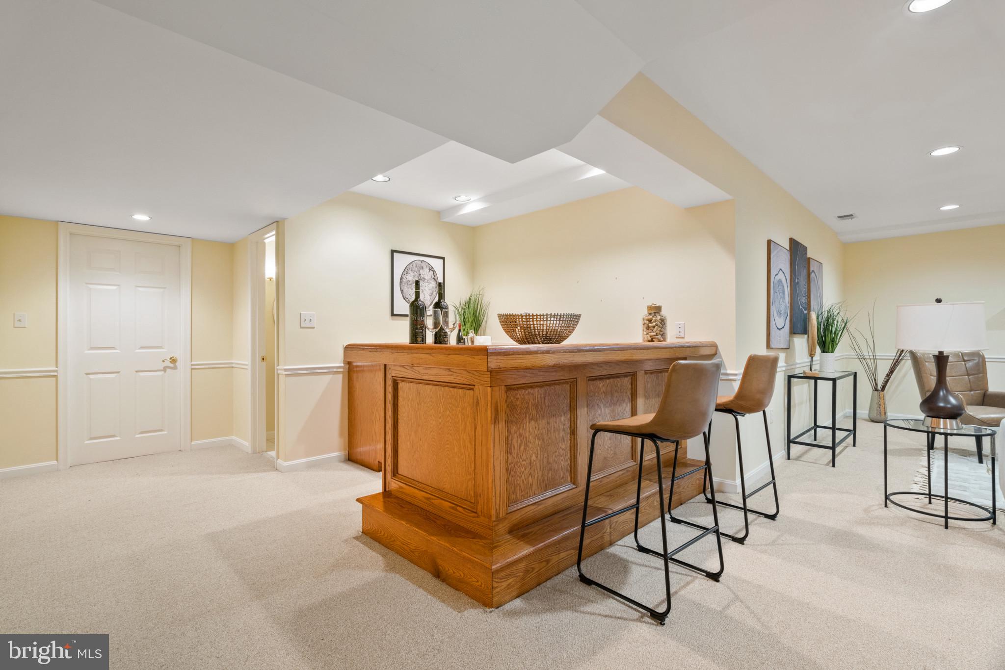 NORBECK KNOLLS - Residential