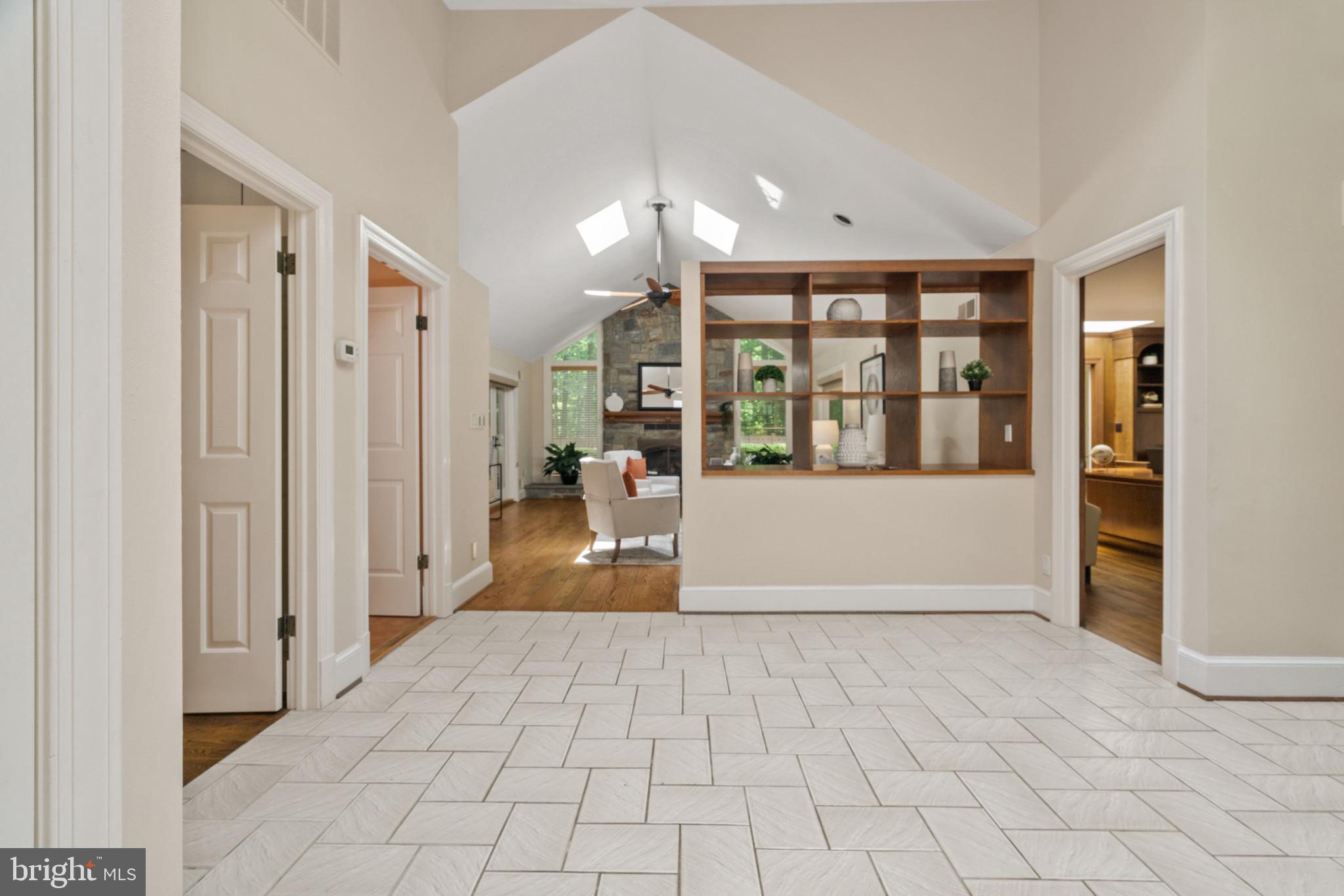 NORBECK KNOLLS - Residential