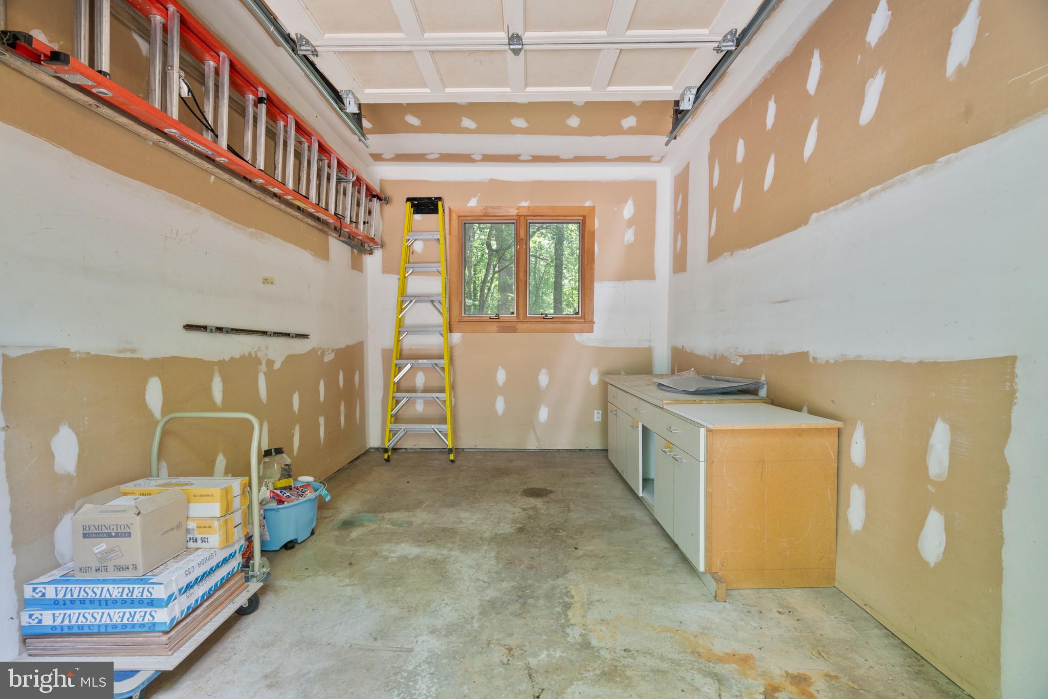 NORBECK KNOLLS - Residential