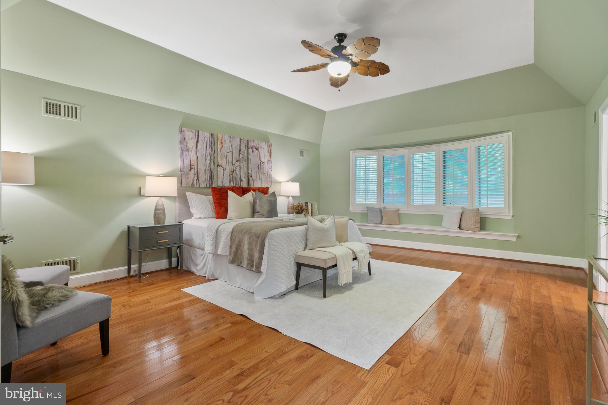 NORBECK KNOLLS - Residential