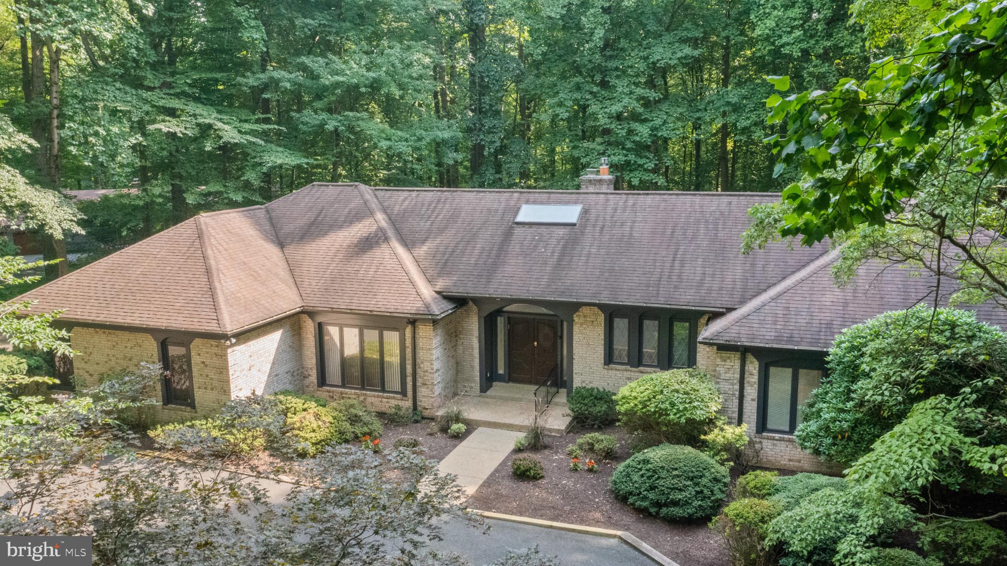 NORBECK KNOLLS - Residential