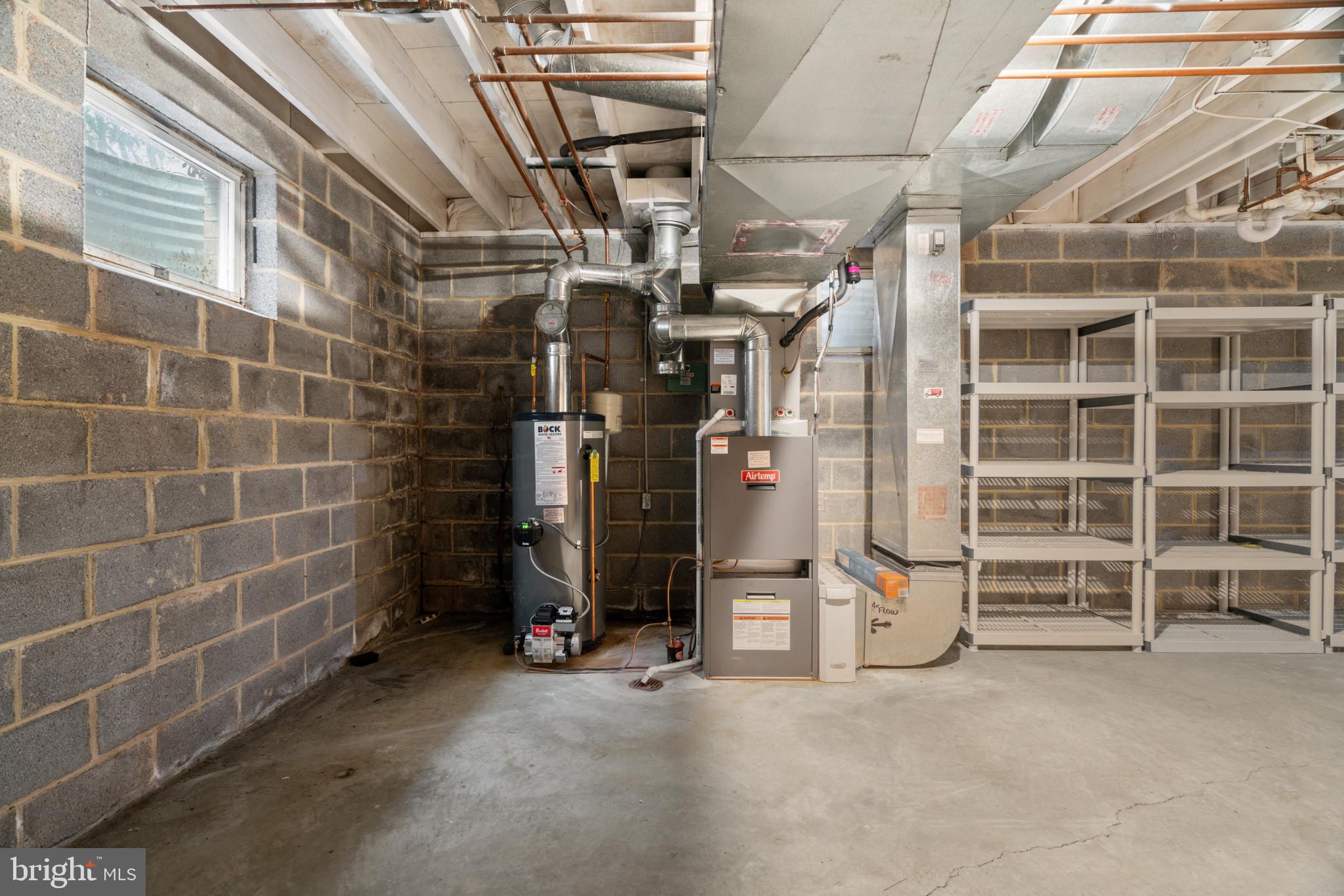 NORBECK KNOLLS - Residential