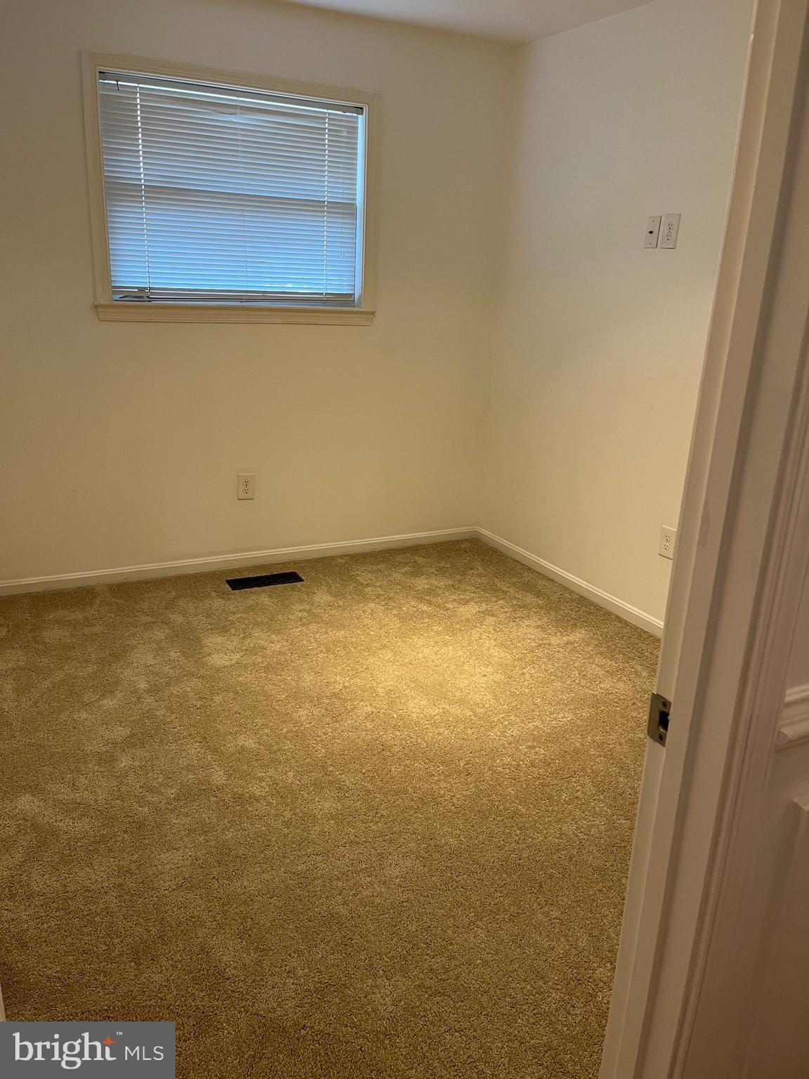 IMPERIAL GARDENS - Residential