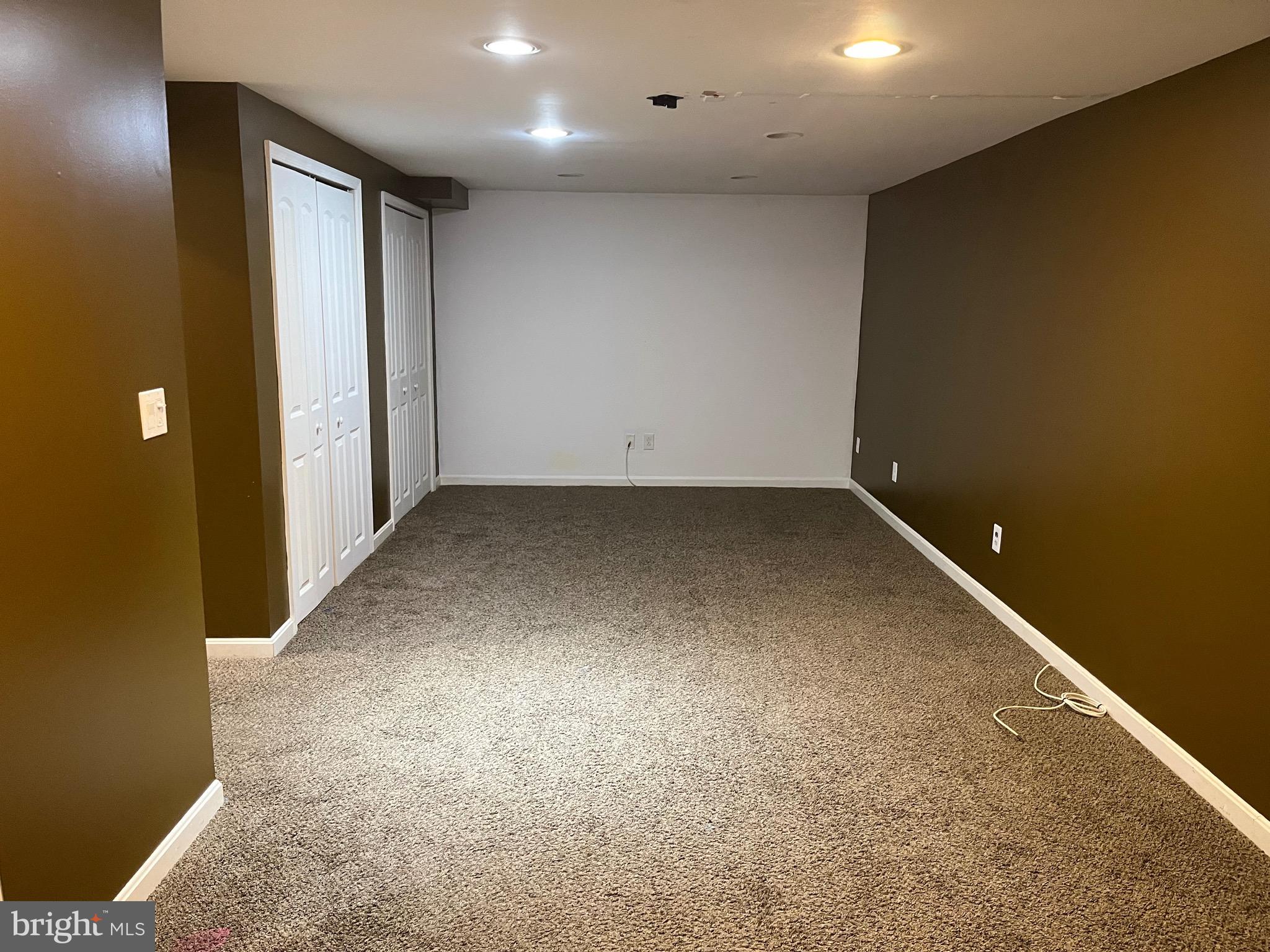 IMPERIAL GARDENS - Residential