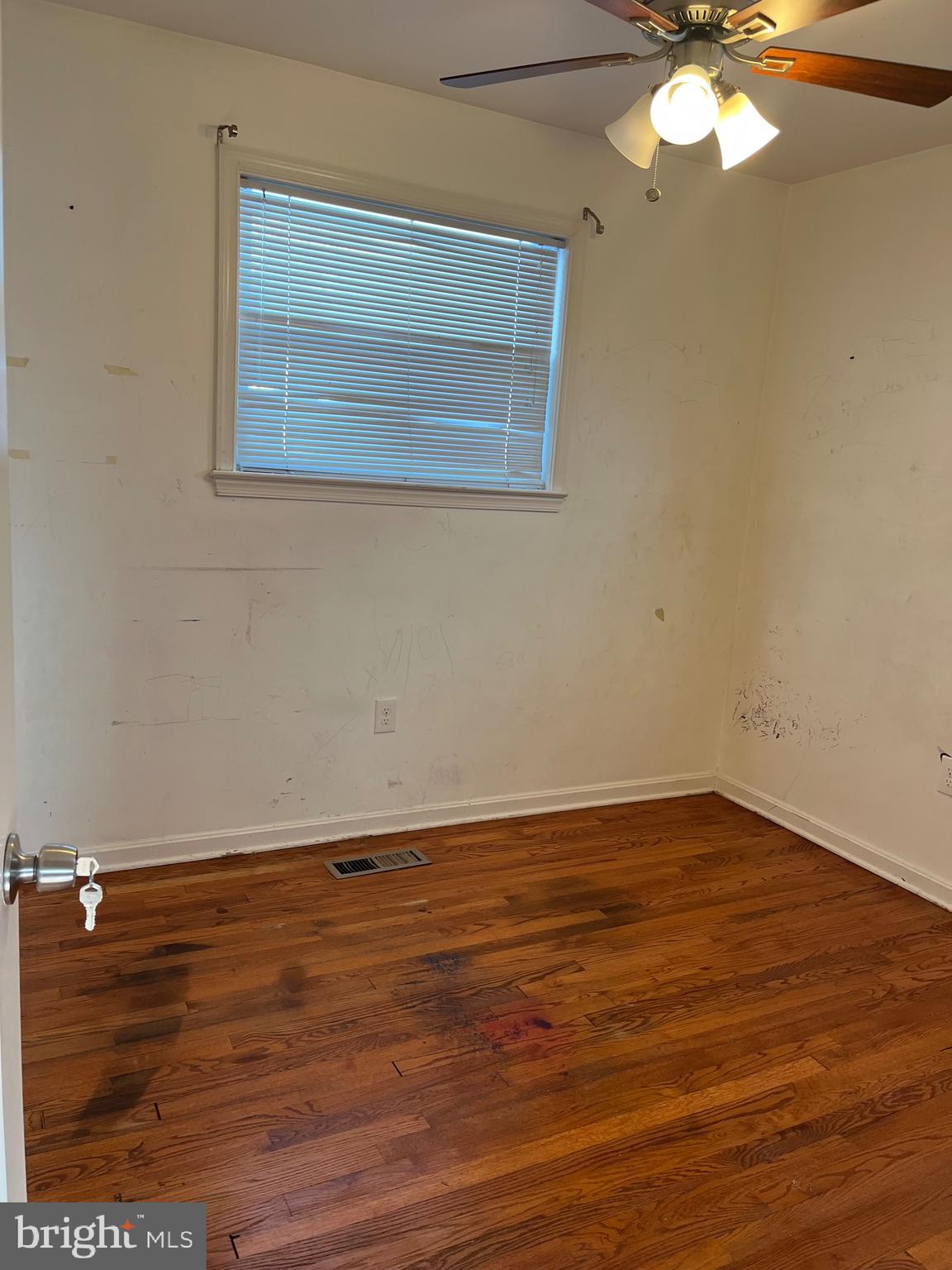 IMPERIAL GARDENS - Residential