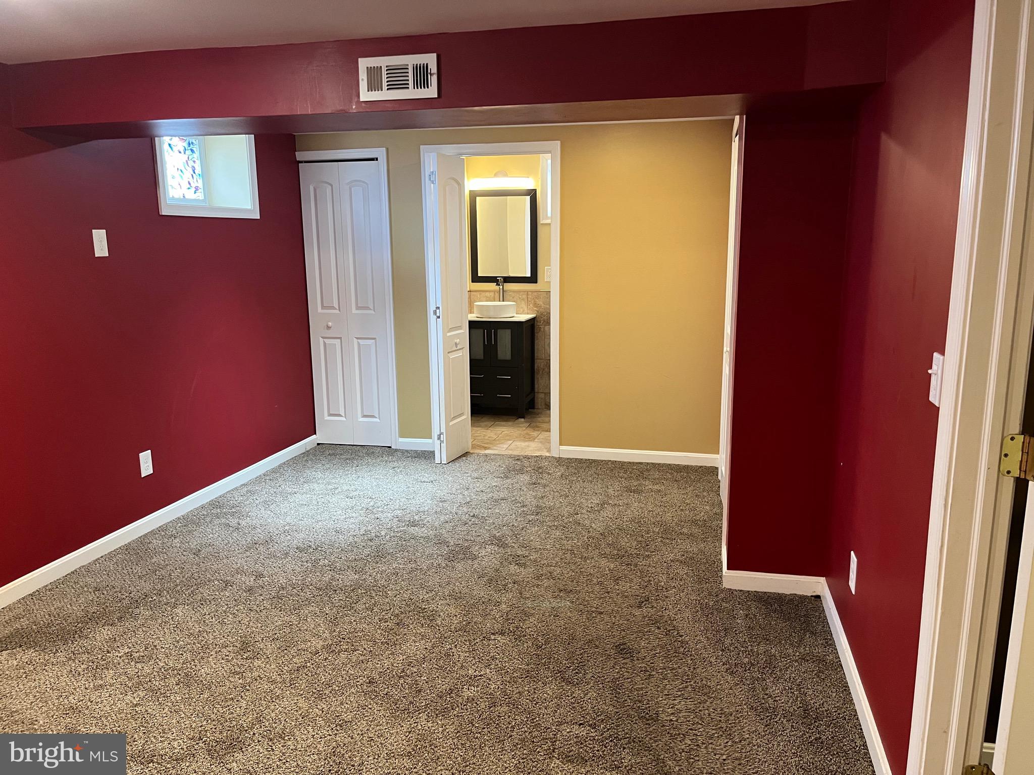 IMPERIAL GARDENS - Residential