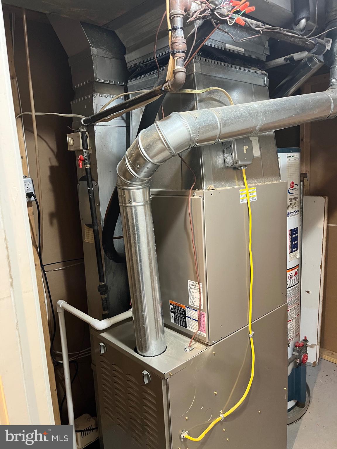 IMPERIAL GARDENS - Residential