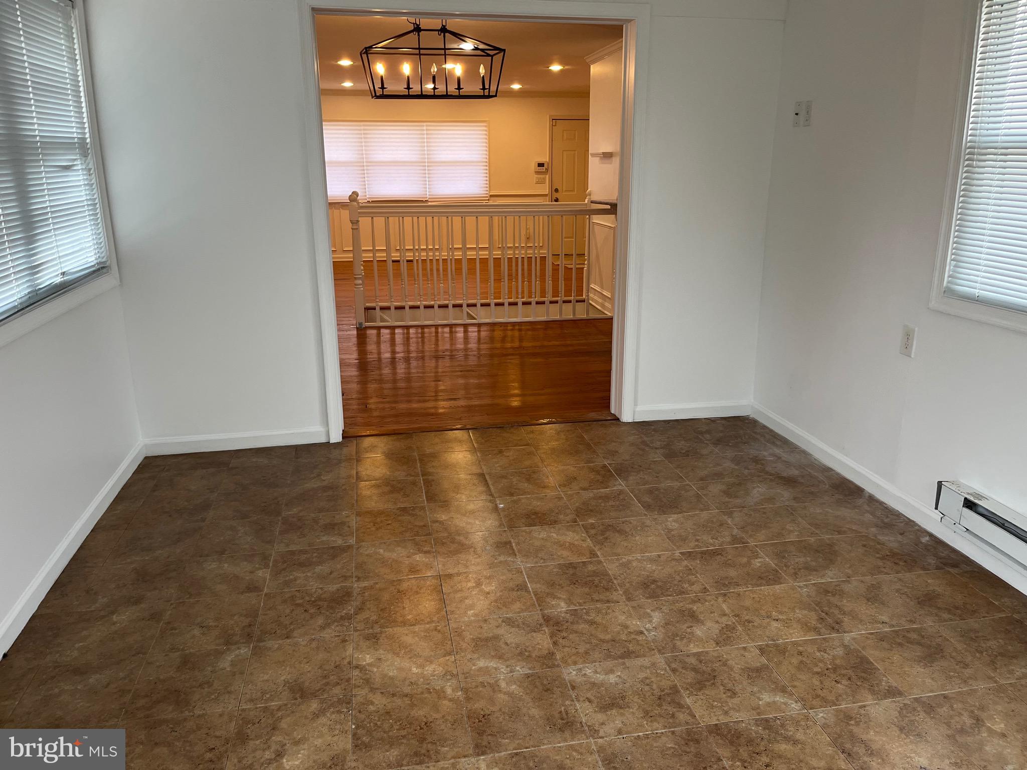 IMPERIAL GARDENS - Residential