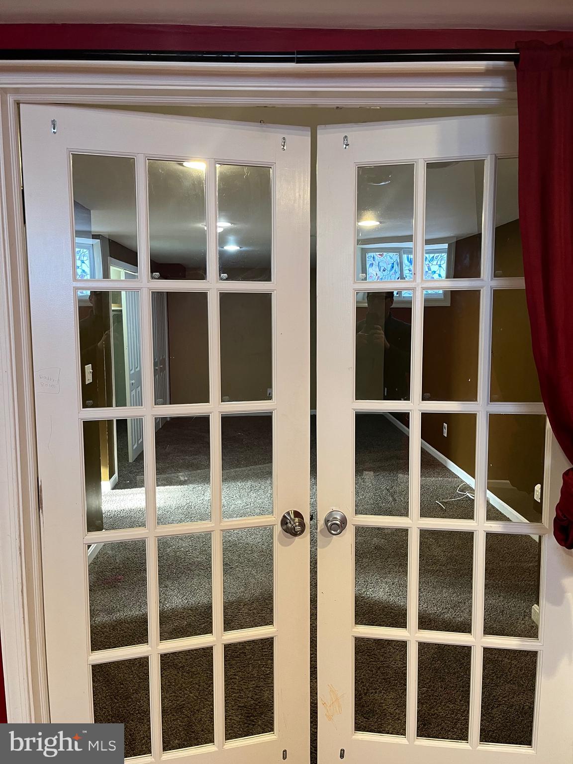 IMPERIAL GARDENS - Residential