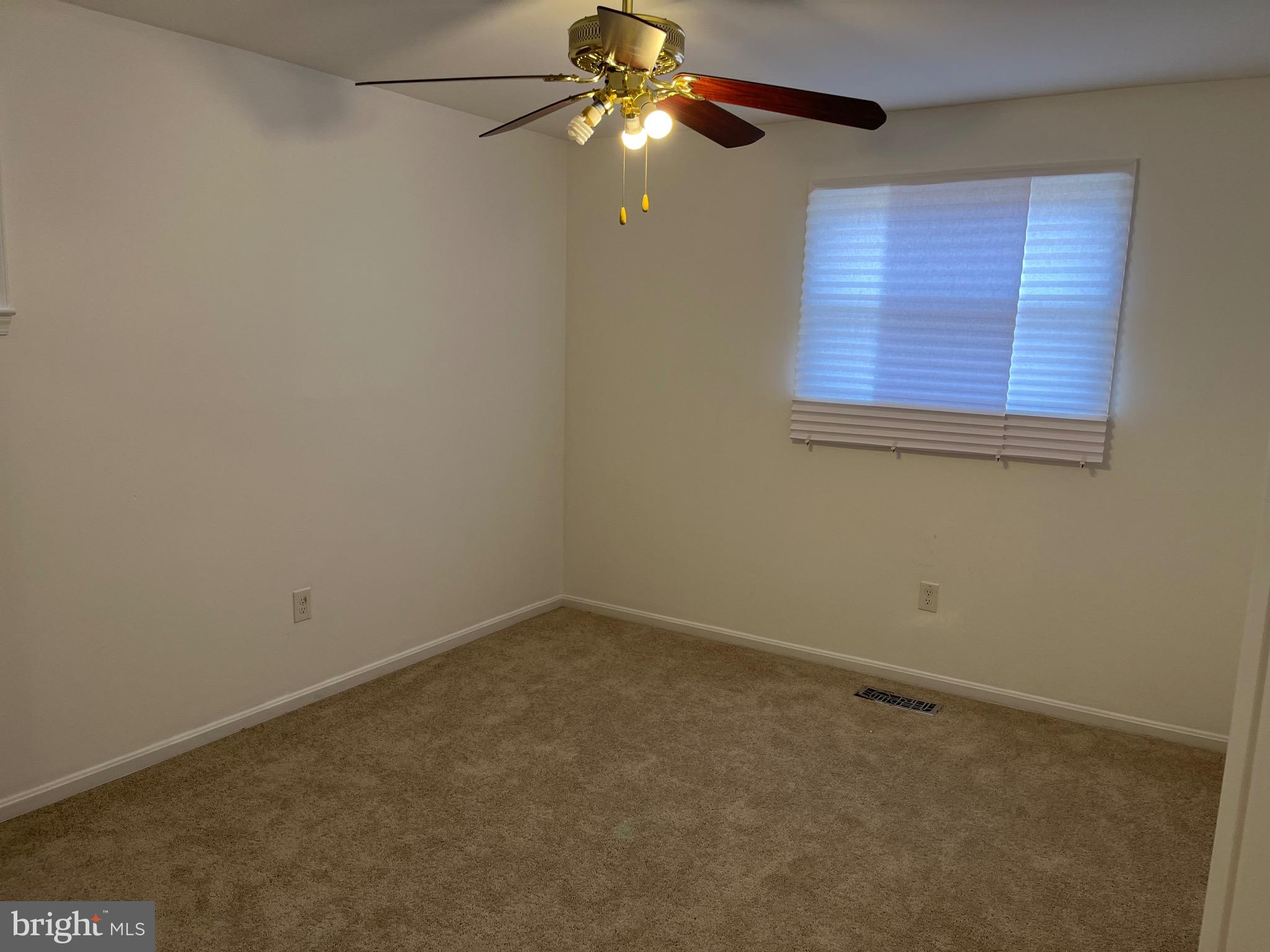 IMPERIAL GARDENS - Residential