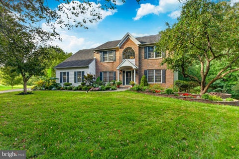 Homes For Sale - 810 Thicket Court<br/> WEST CHESTER, PA 19380