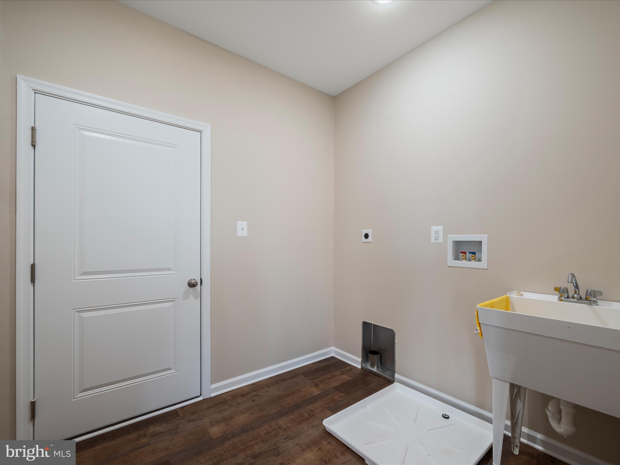 CRESCENT ORCHARDS - Residential