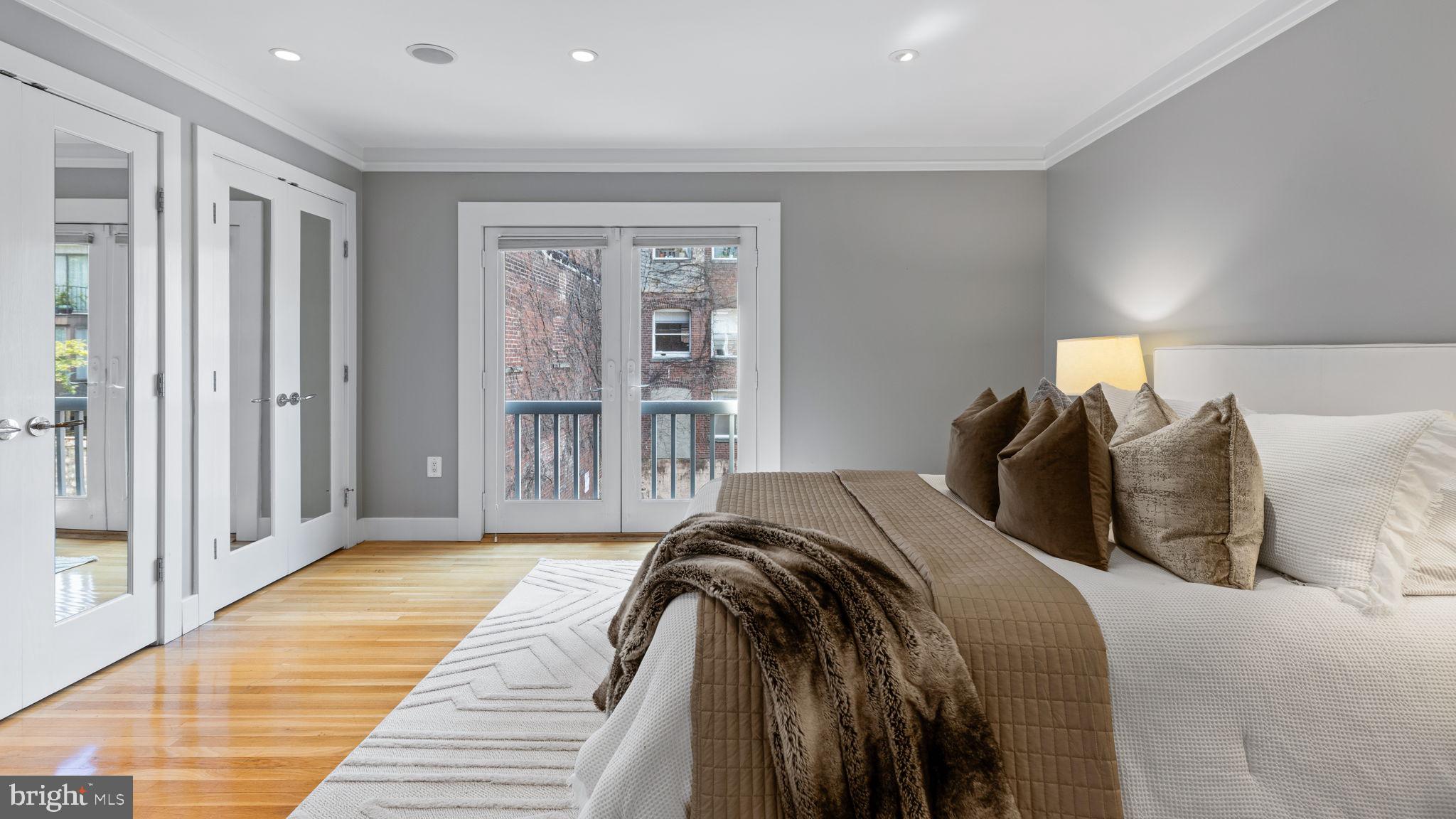 RITTENHOUSE SQUARE - Residential