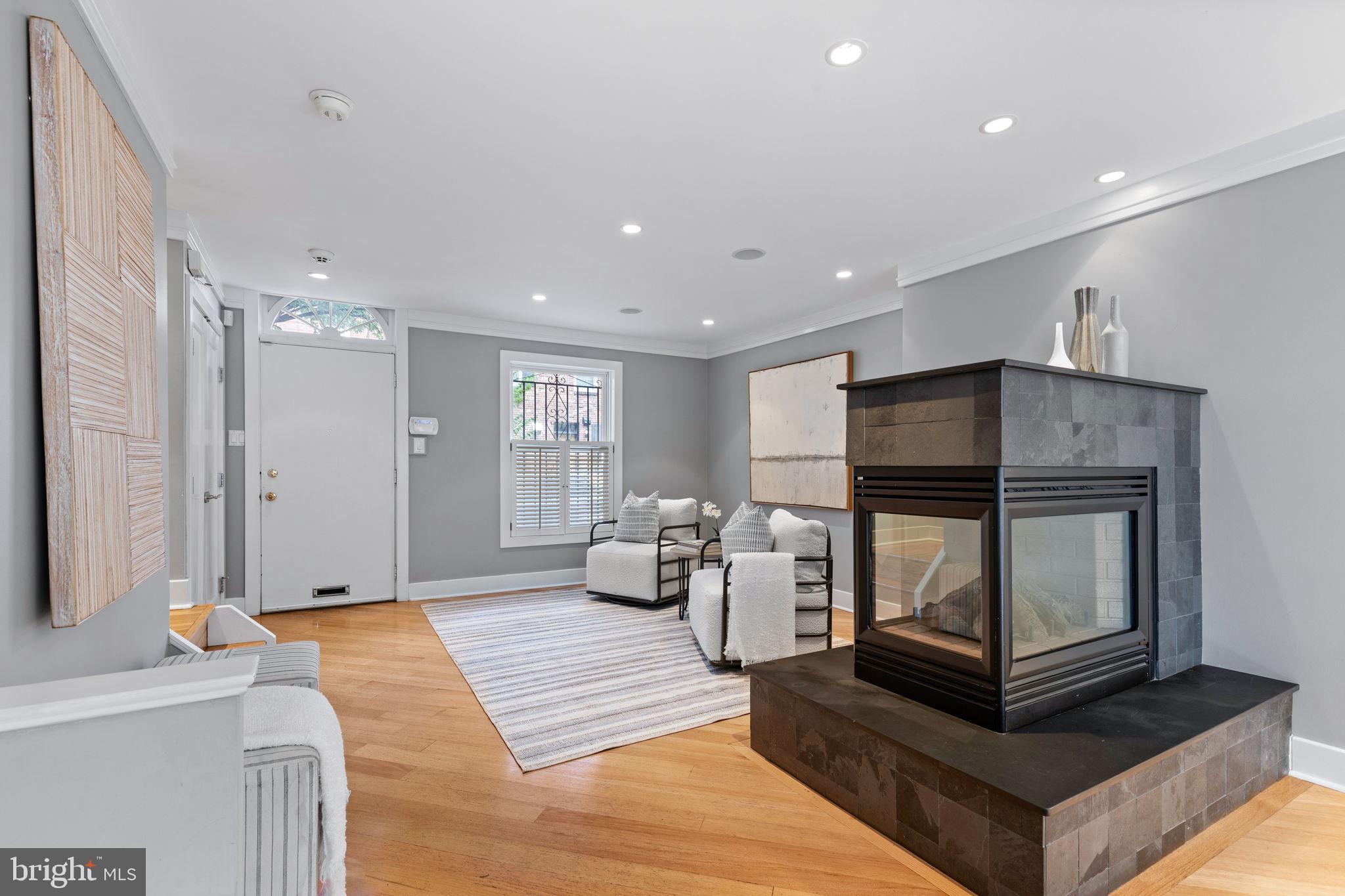 RITTENHOUSE SQUARE - Residential