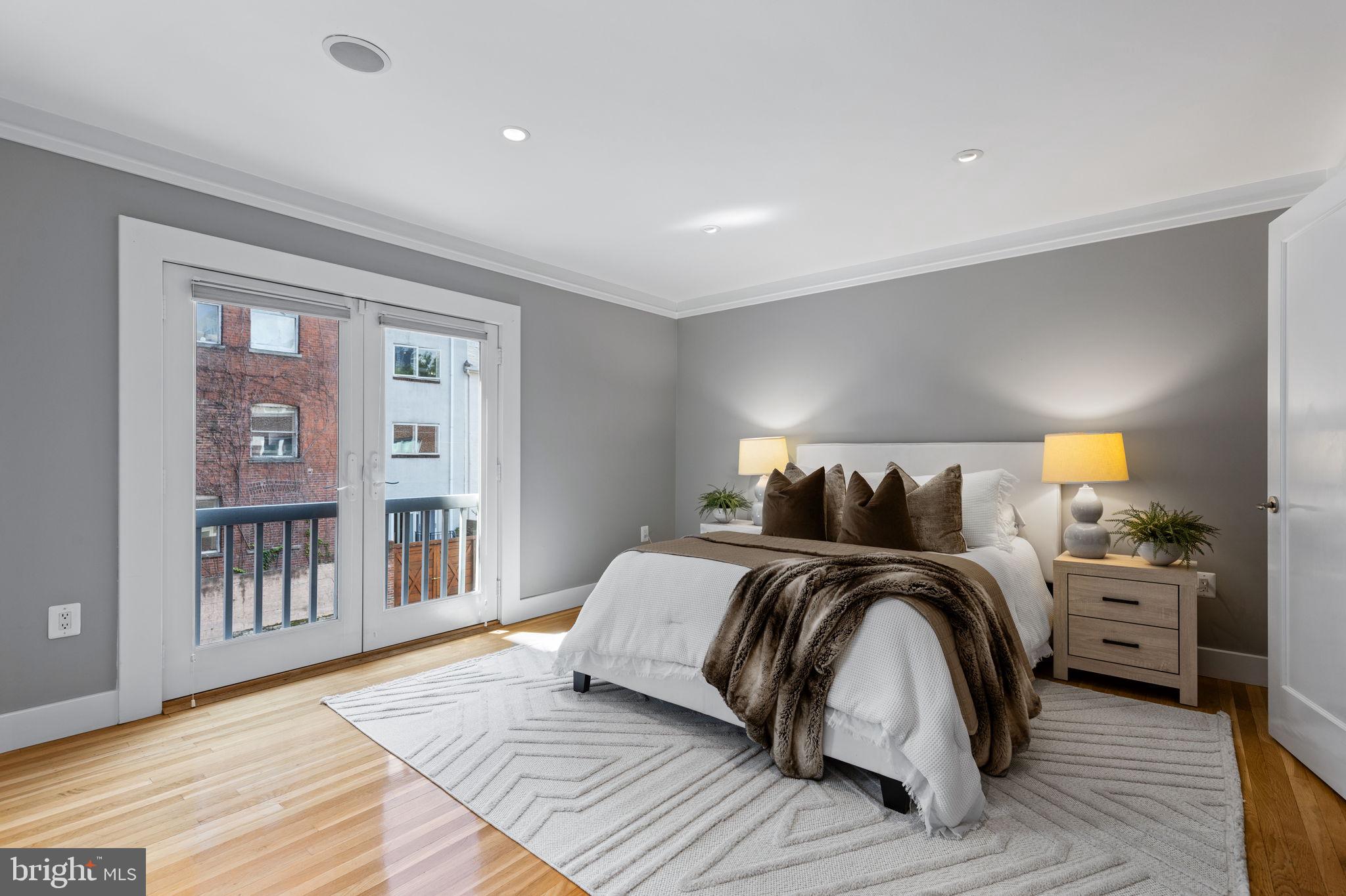 RITTENHOUSE SQUARE - Residential