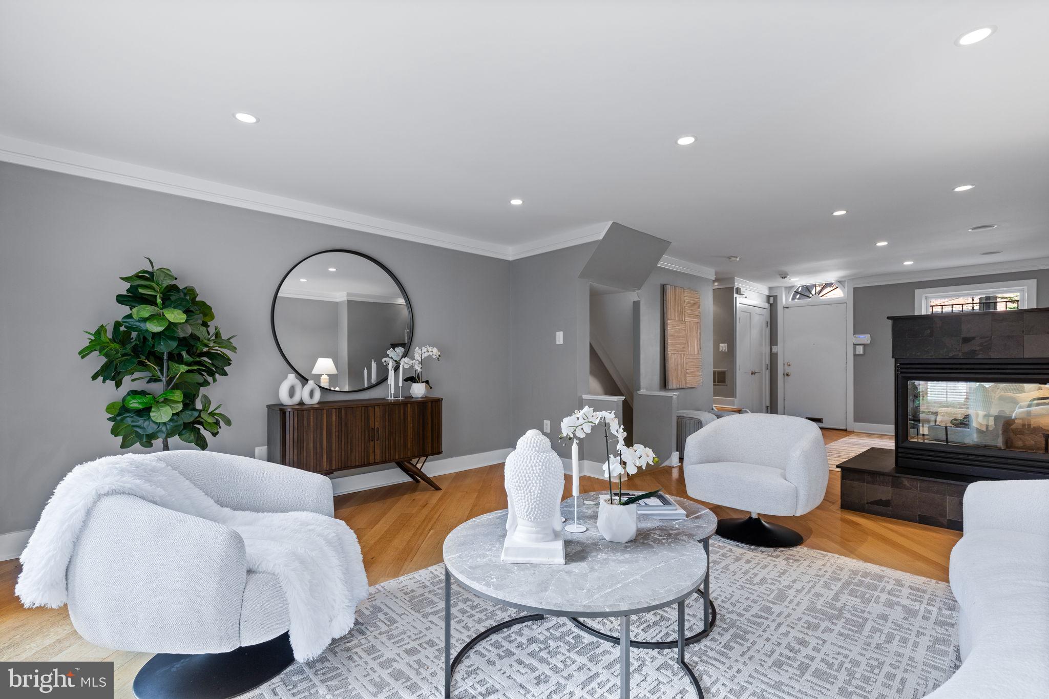 RITTENHOUSE SQUARE - Residential