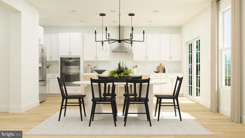 Homes For Sale - 6 Red Barn Lane<br/> BORDENTOWN, NJ 08505