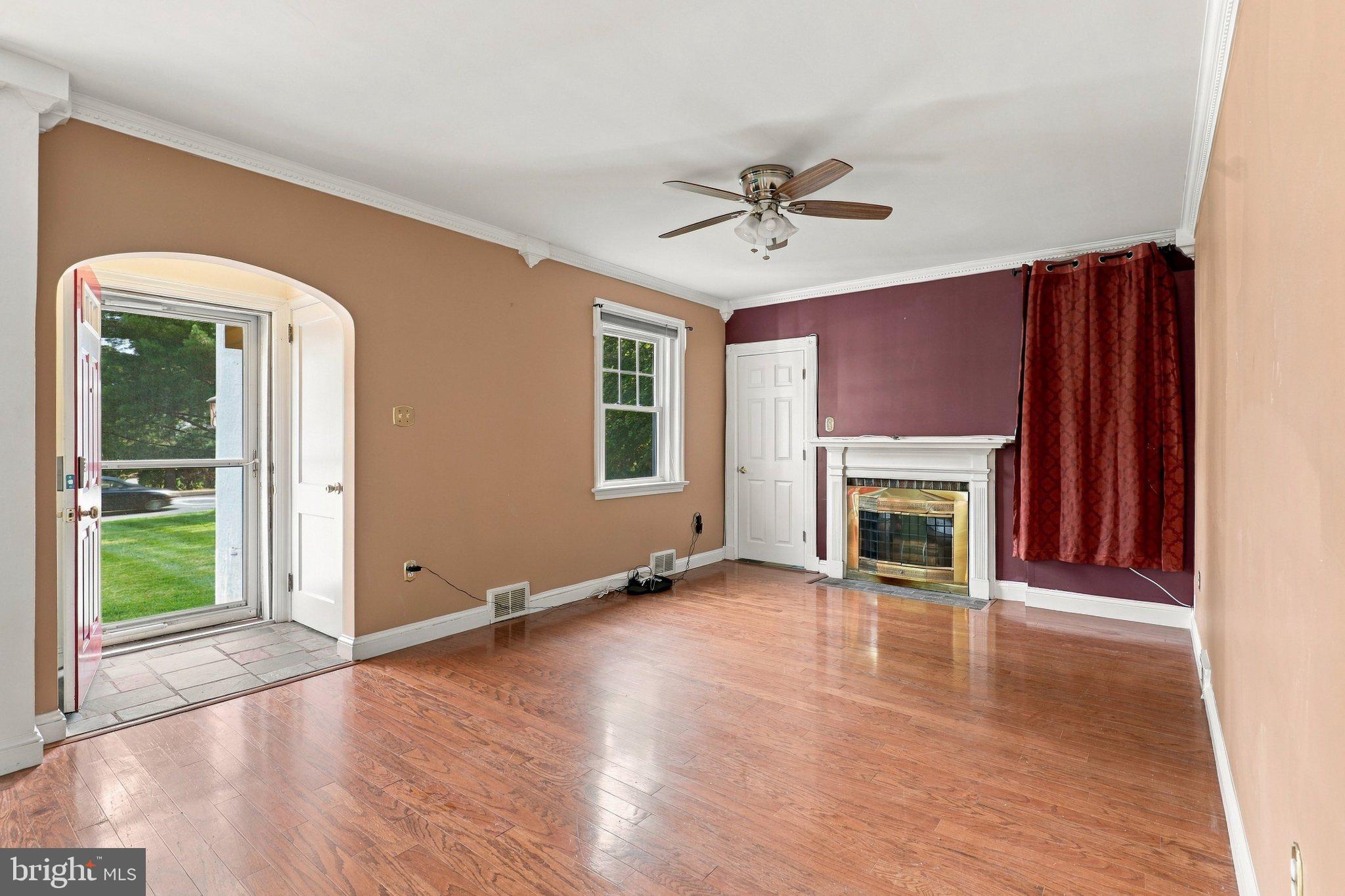 418 COWPATH ROAD